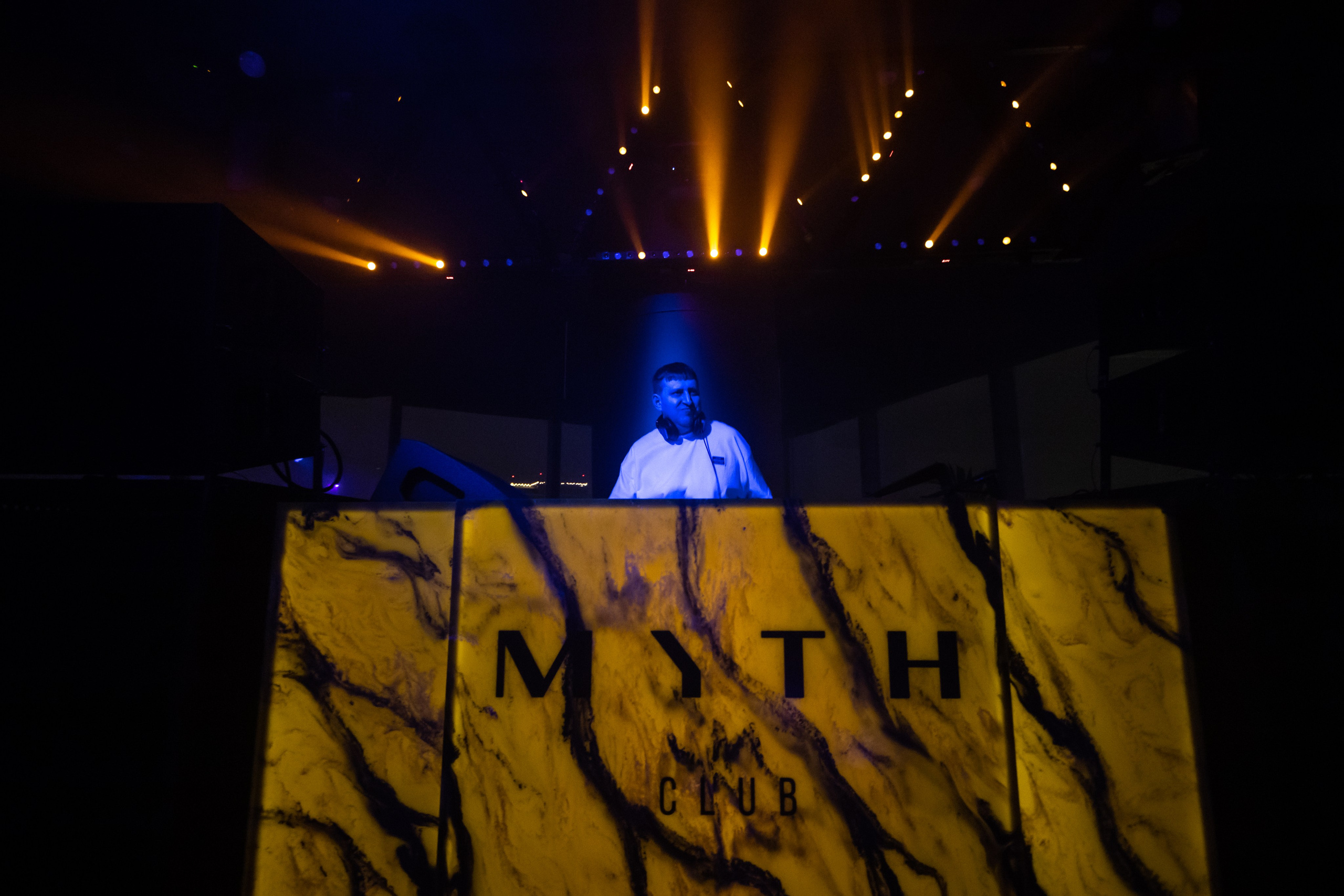 Вечеринка Headliners в клубе Myth Moscow. Фотограф Москва