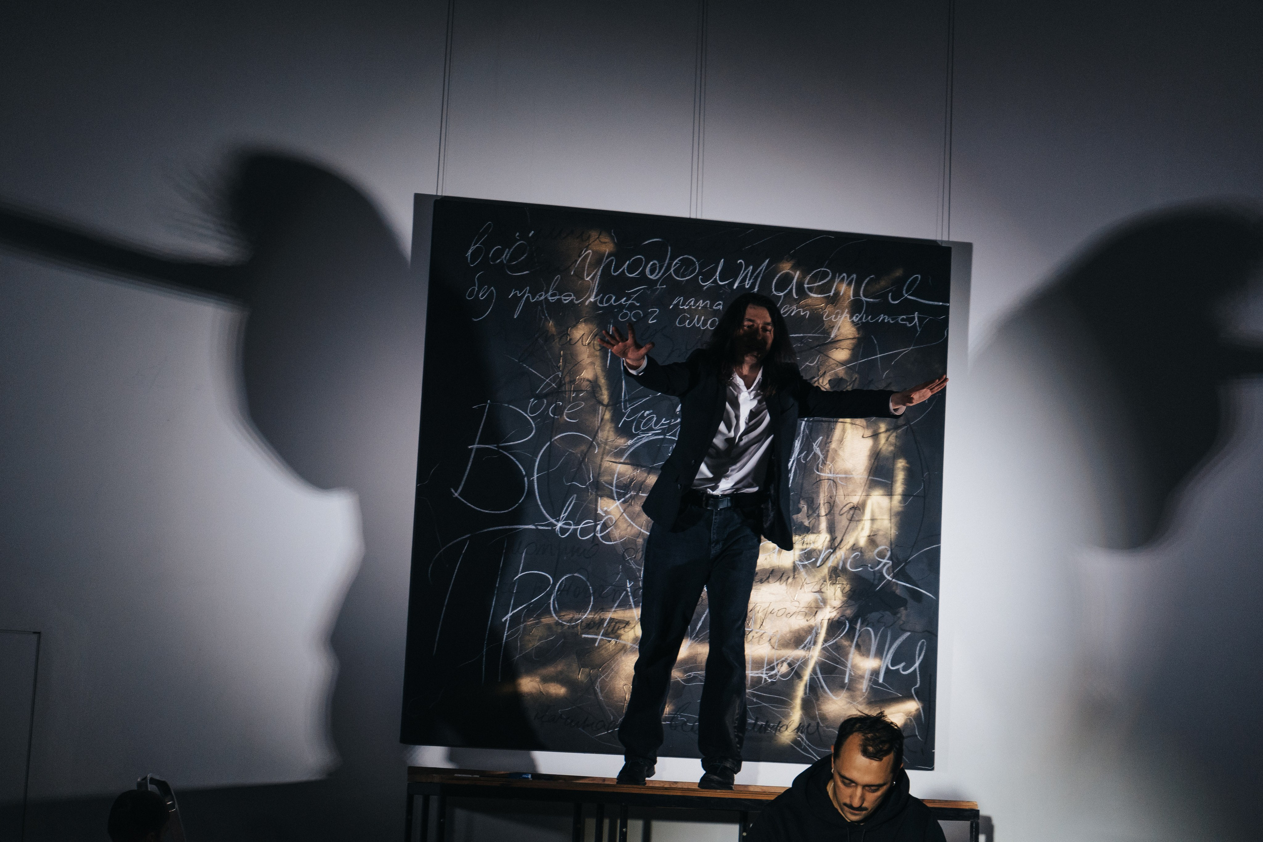 Выставка Юрия Литарова. Всё рождается. Всё продолжается. Портретный фотограф Нижний Новгород