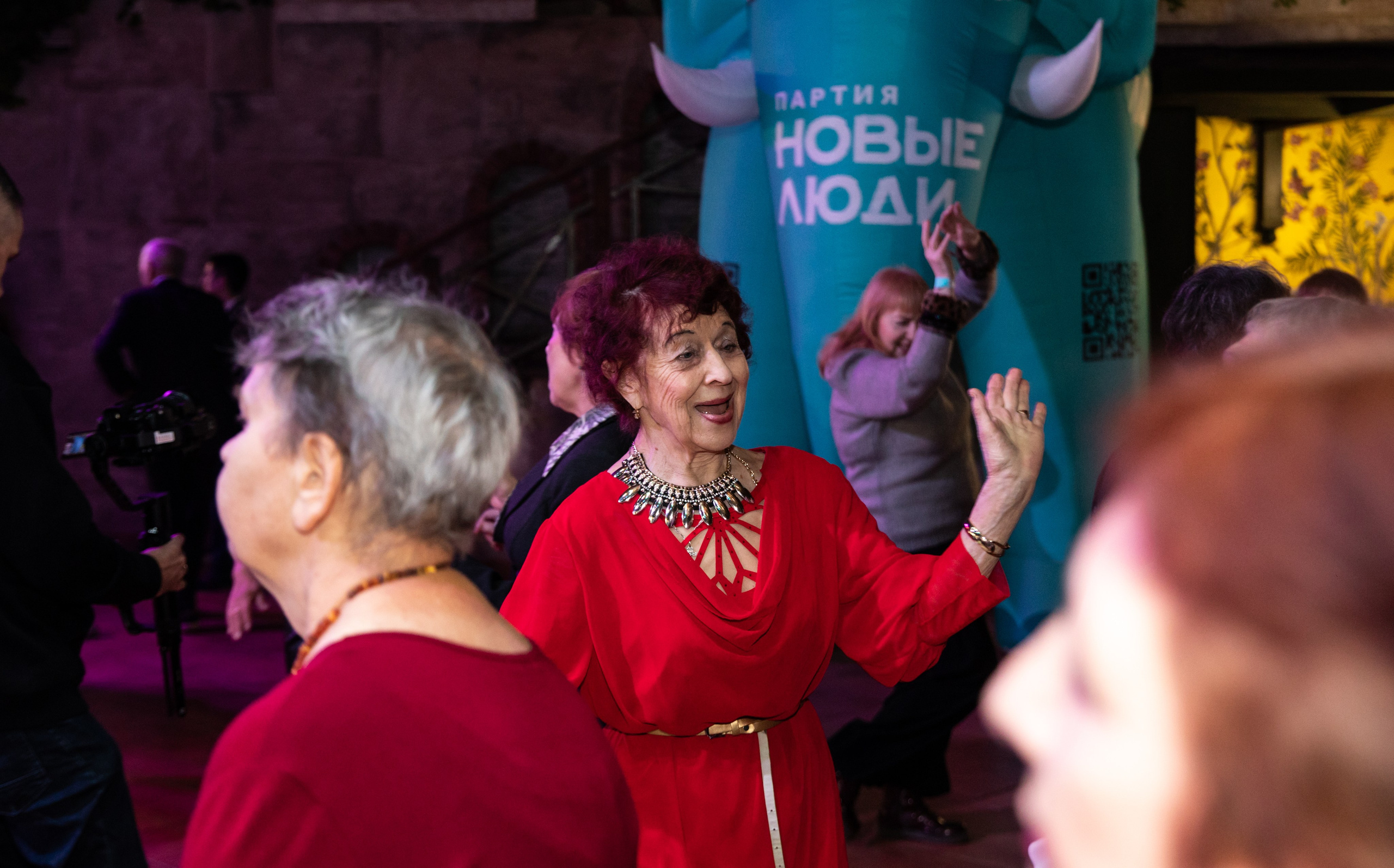 Жить по-новому 2026. Репортажный и свадебный фотограф в Челябинске Елисеев Павел