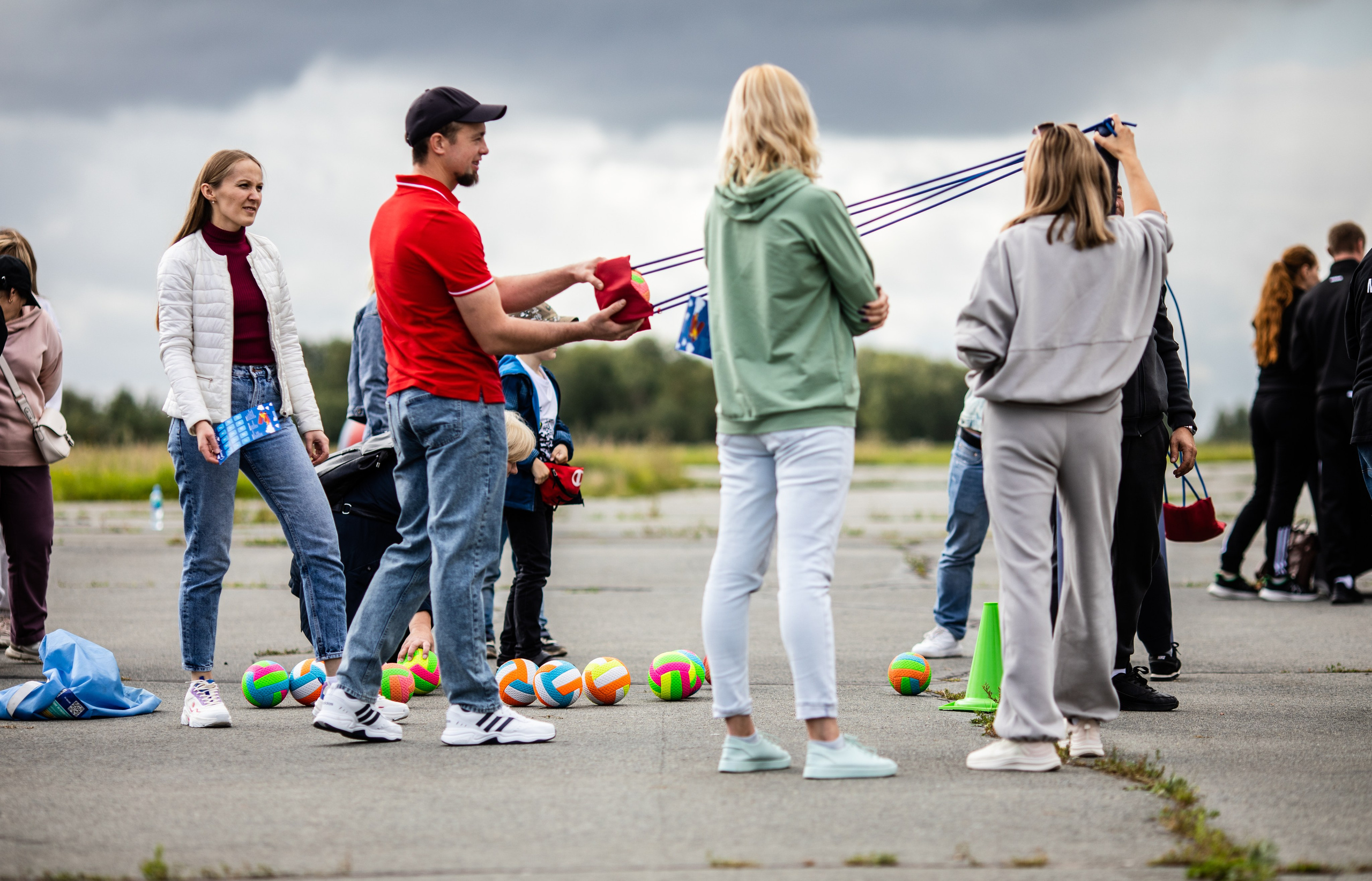 УЗСТ- Корпоративный тимбилдинг на аэродроме. Репортажный и свадебный фотограф в Челябинске Елисеев Павел