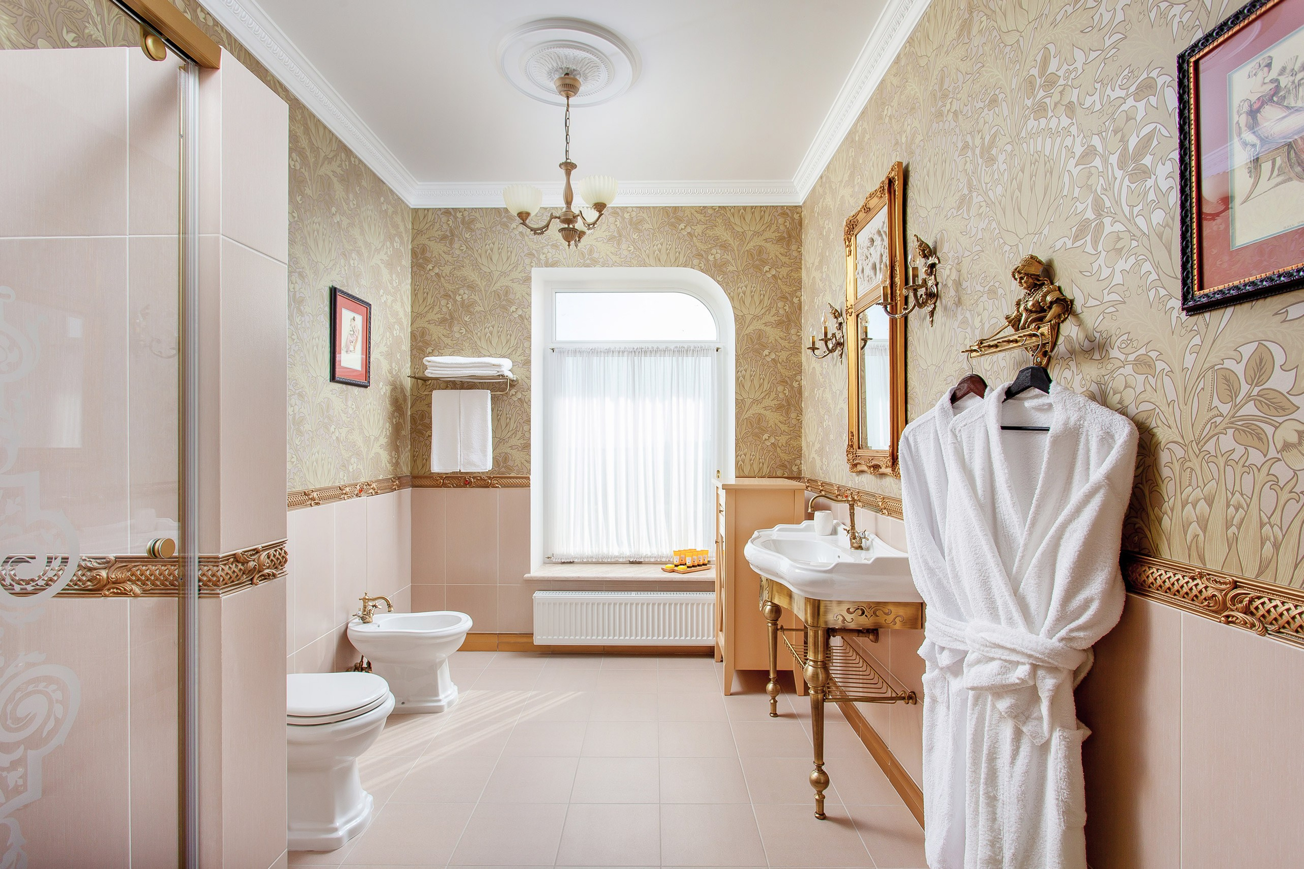 Hotels. Interior photographer Vitalii in Portland and Vancouver