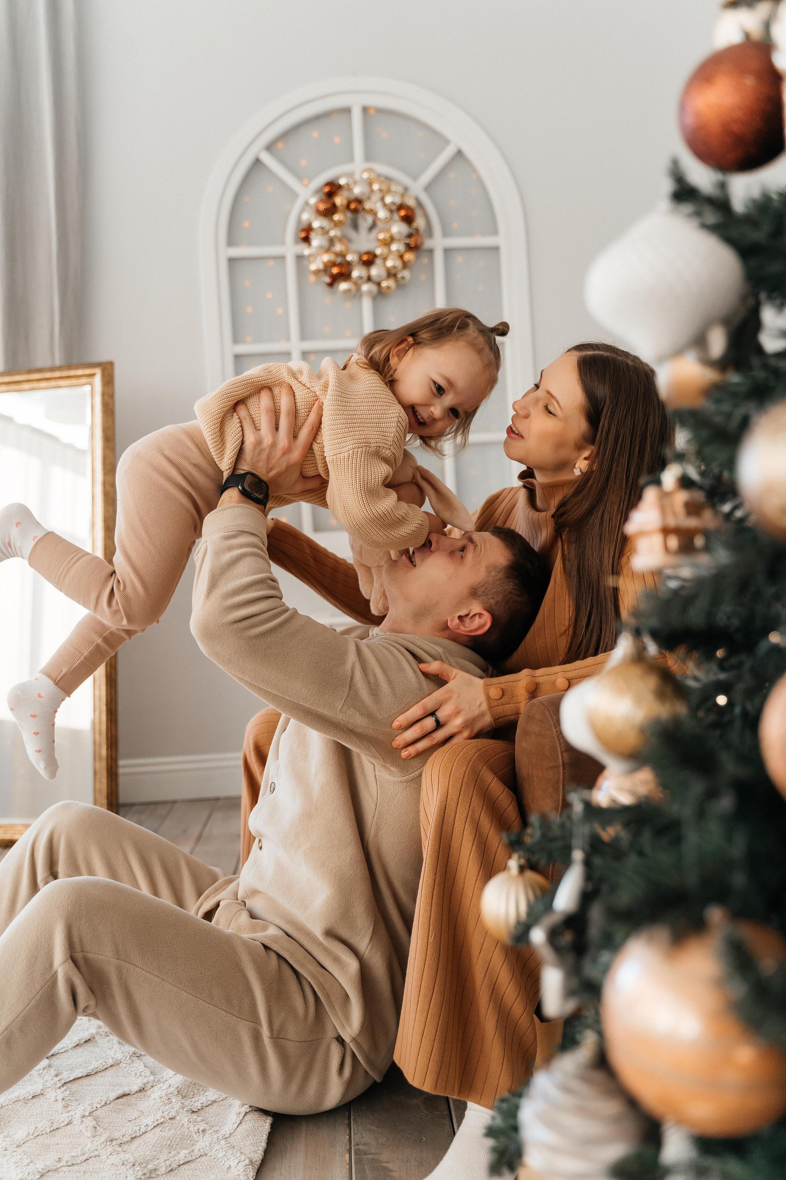 Серёжа, Юля и Дарина. Волик Мария