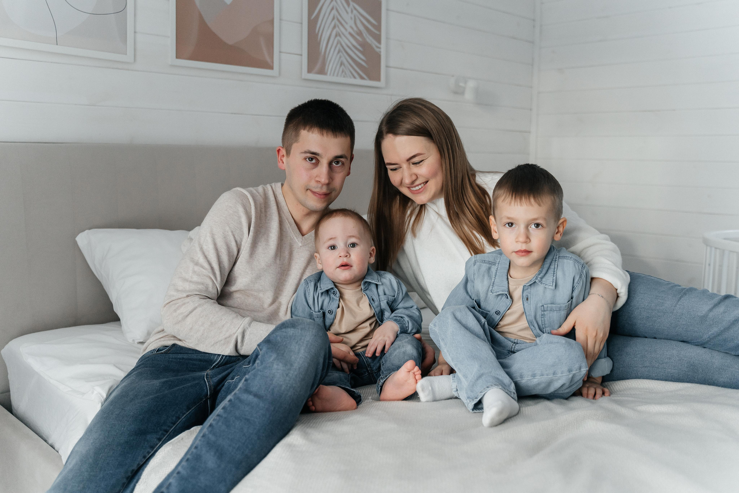 Руслан, Маргарита, Арсений и Артемий. Волик Мария