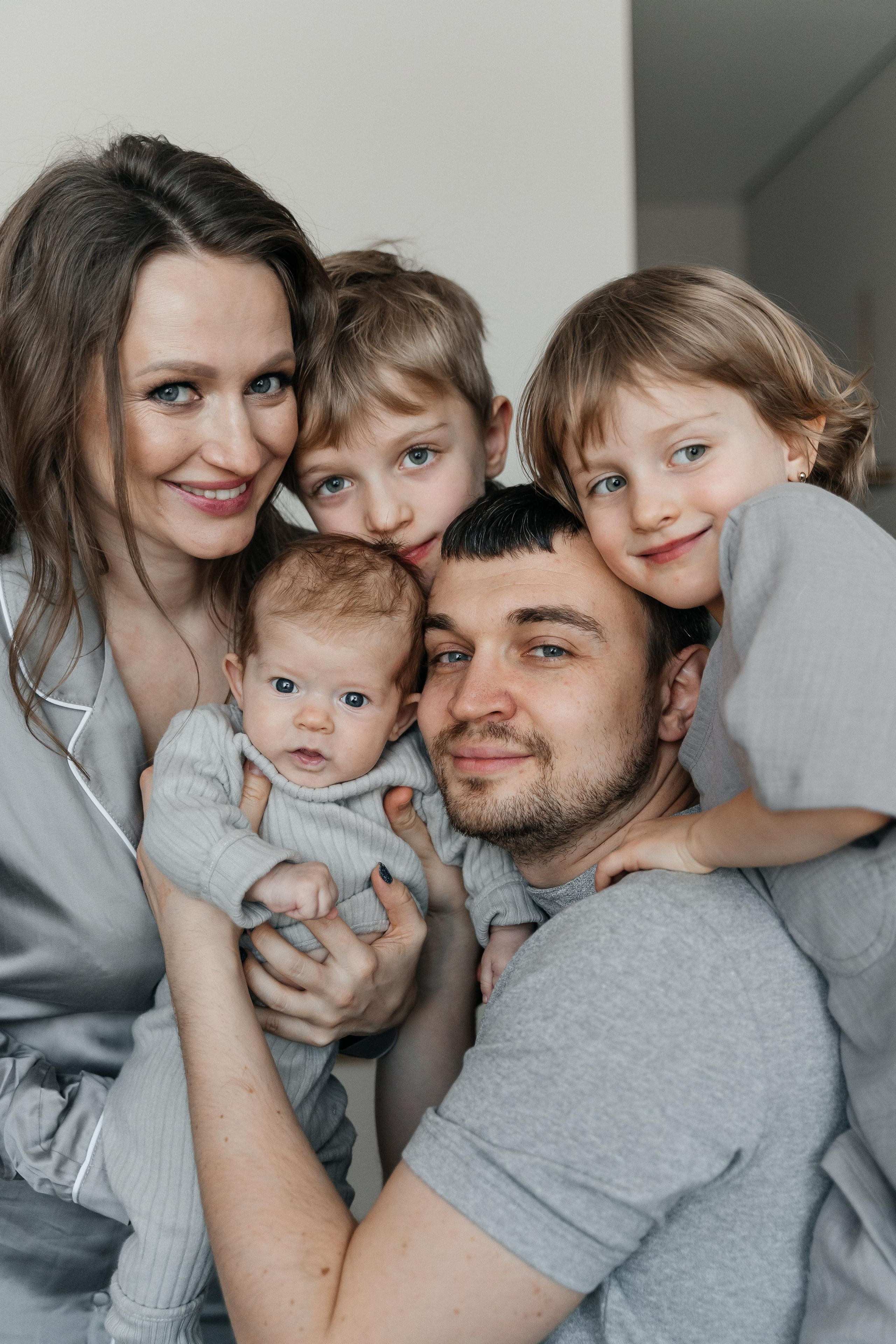 Вова, Василиса, Коля, Пелагея и Лея. Волик Мария