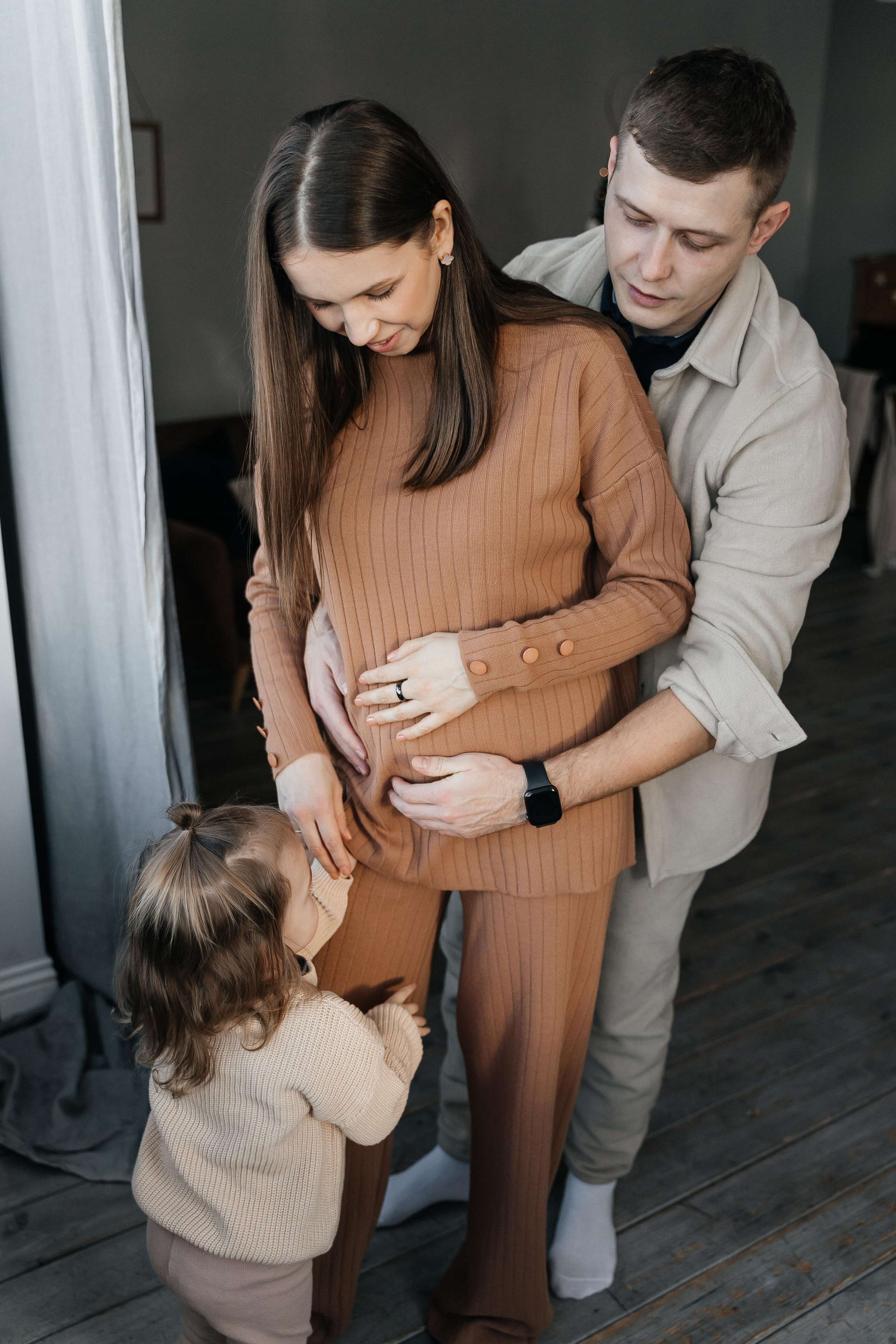 Серёжа, Юля и Дарина. Волик Мария