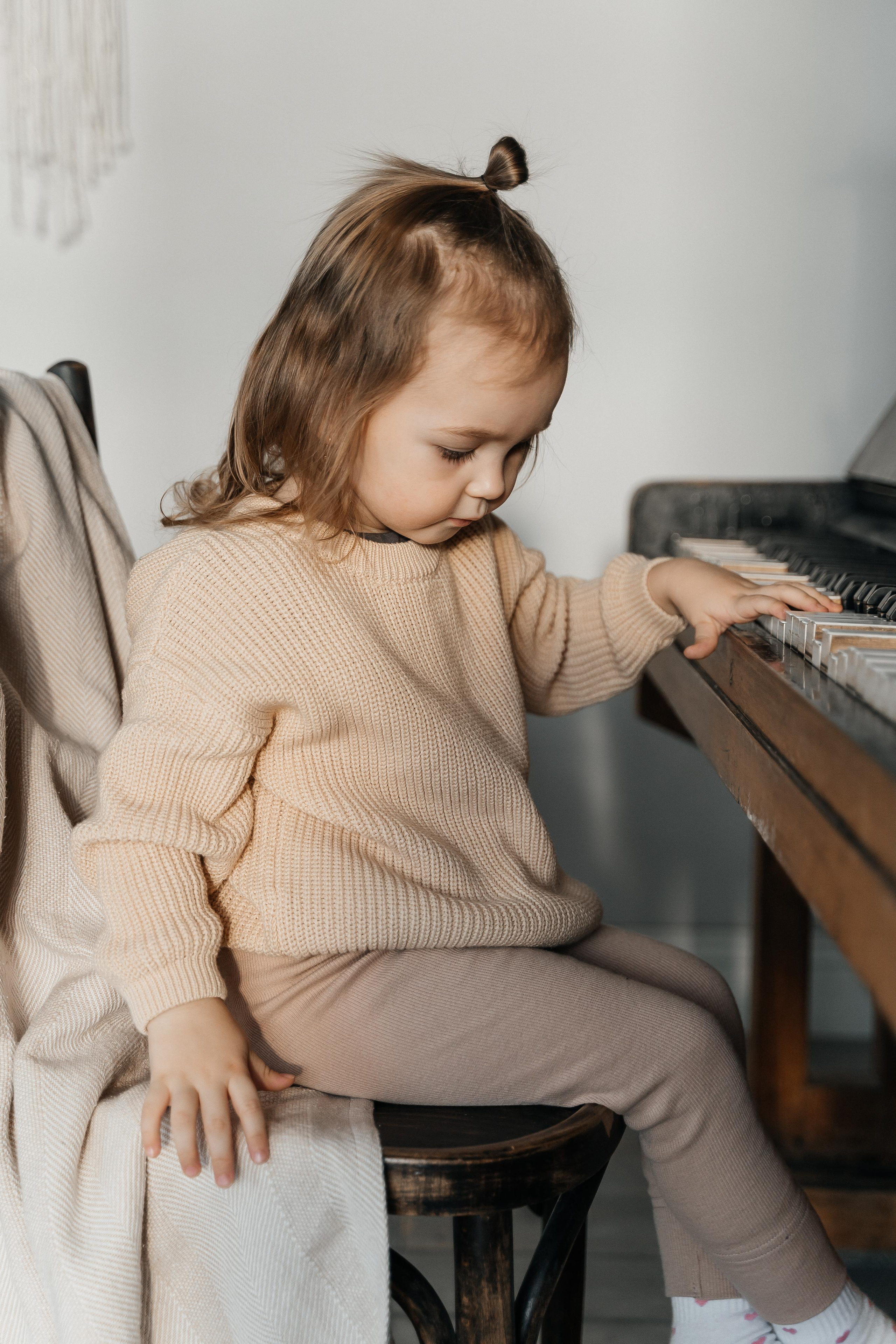 Серёжа, Юля и Дарина. Волик Мария