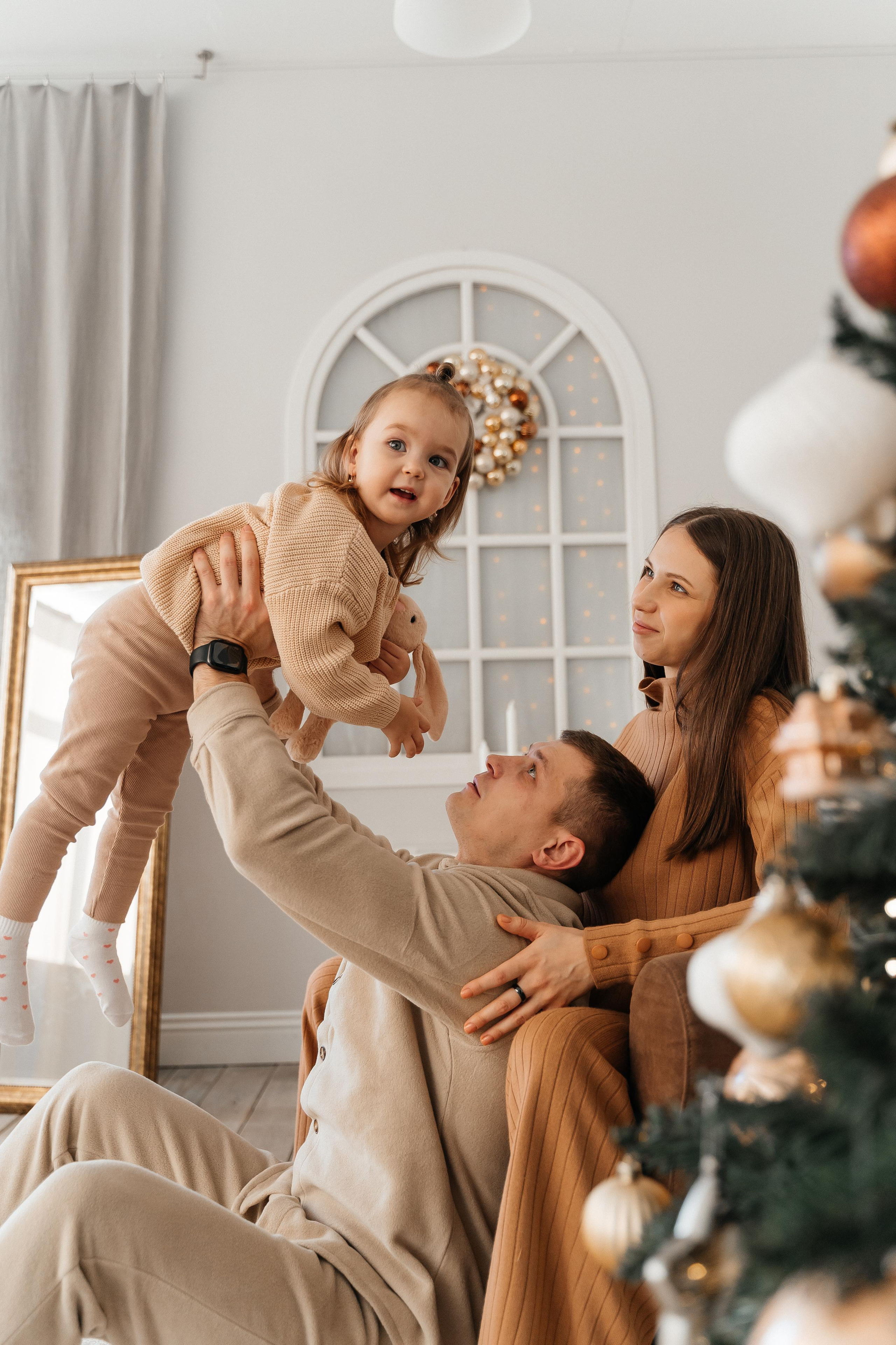 Серёжа, Юля и Дарина. Волик Мария