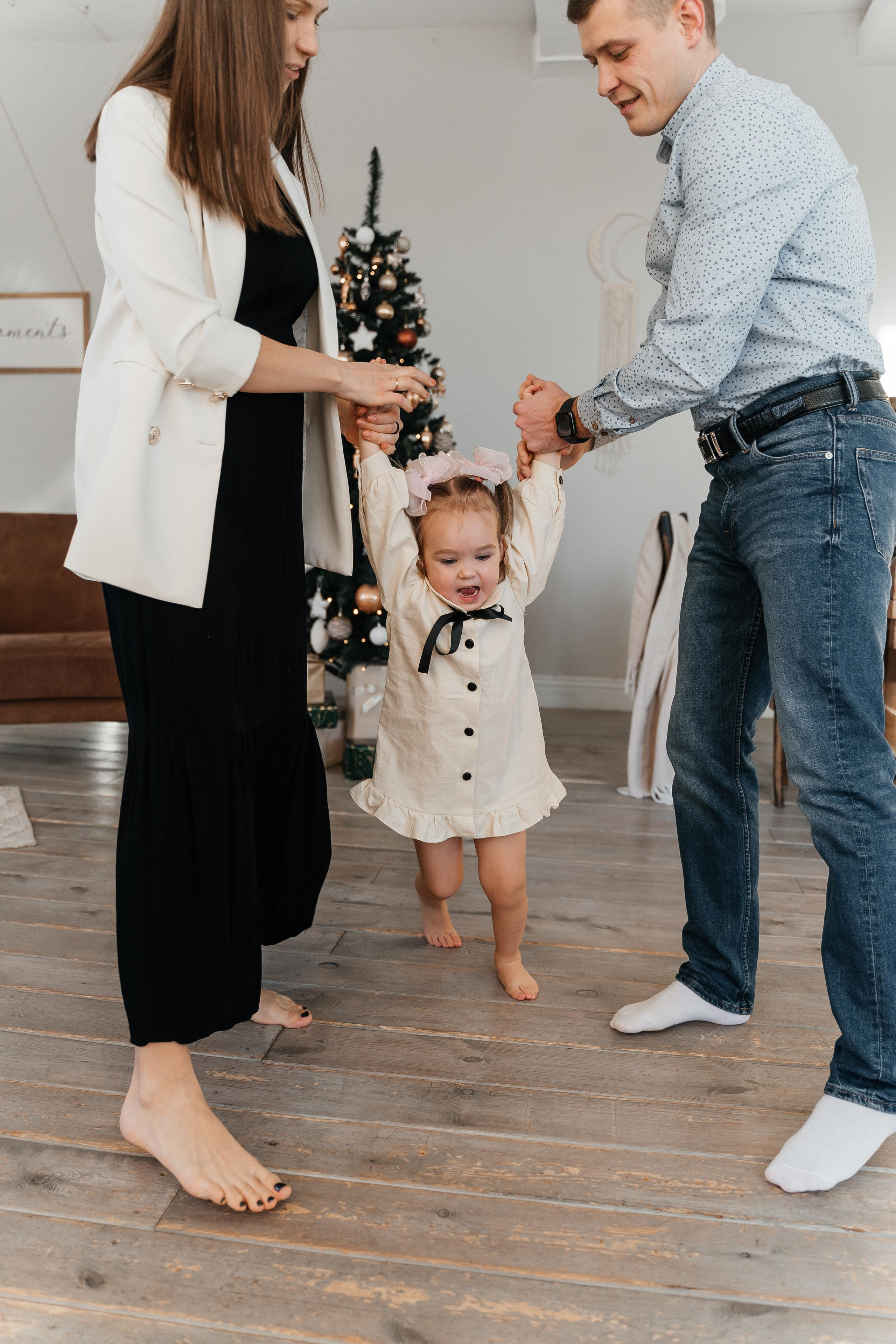 Серёжа, Юля и Дарина. Волик Мария