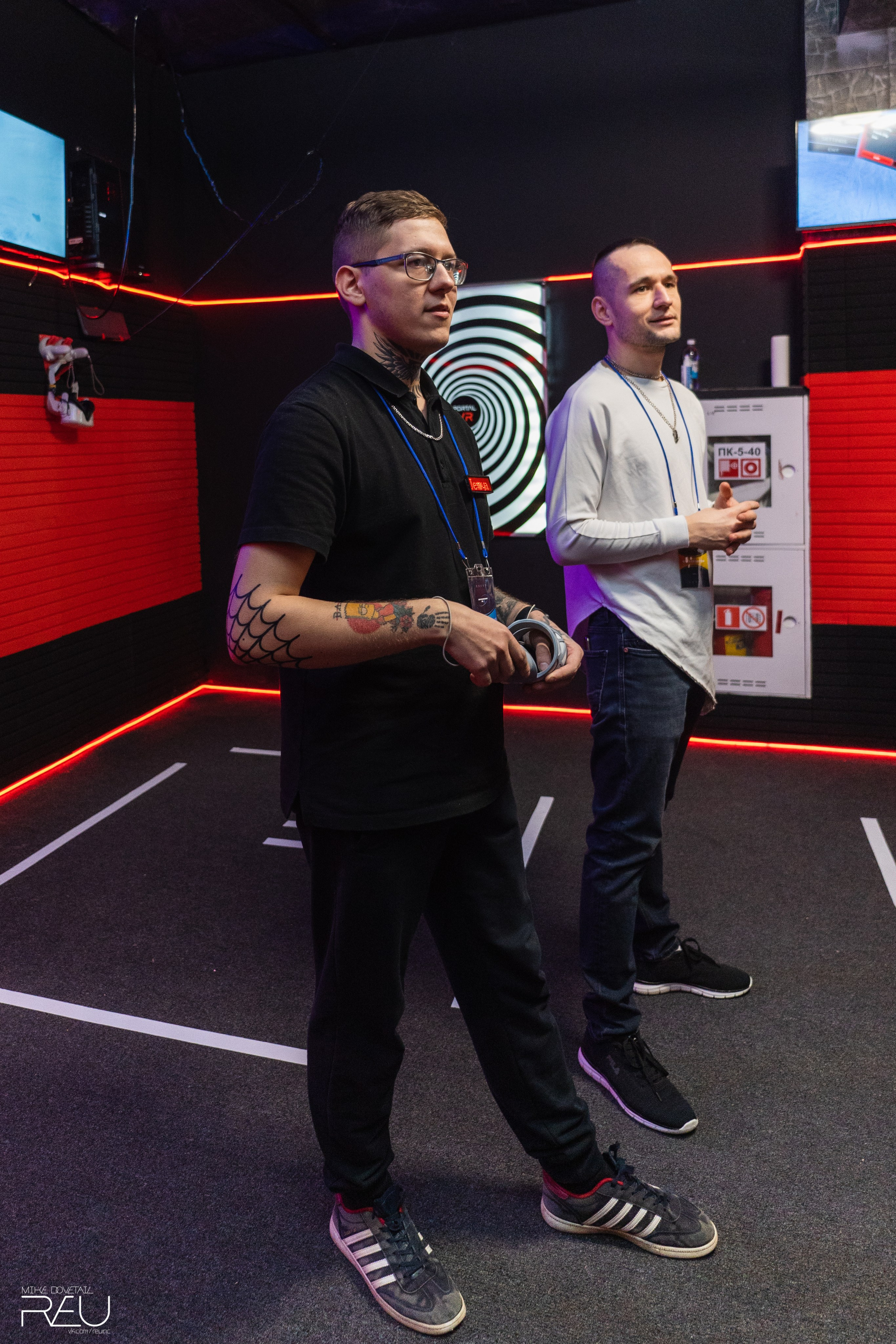 ТУРНИР ПО VR. Mike Dovetail | Портретный и репортажный фотограф