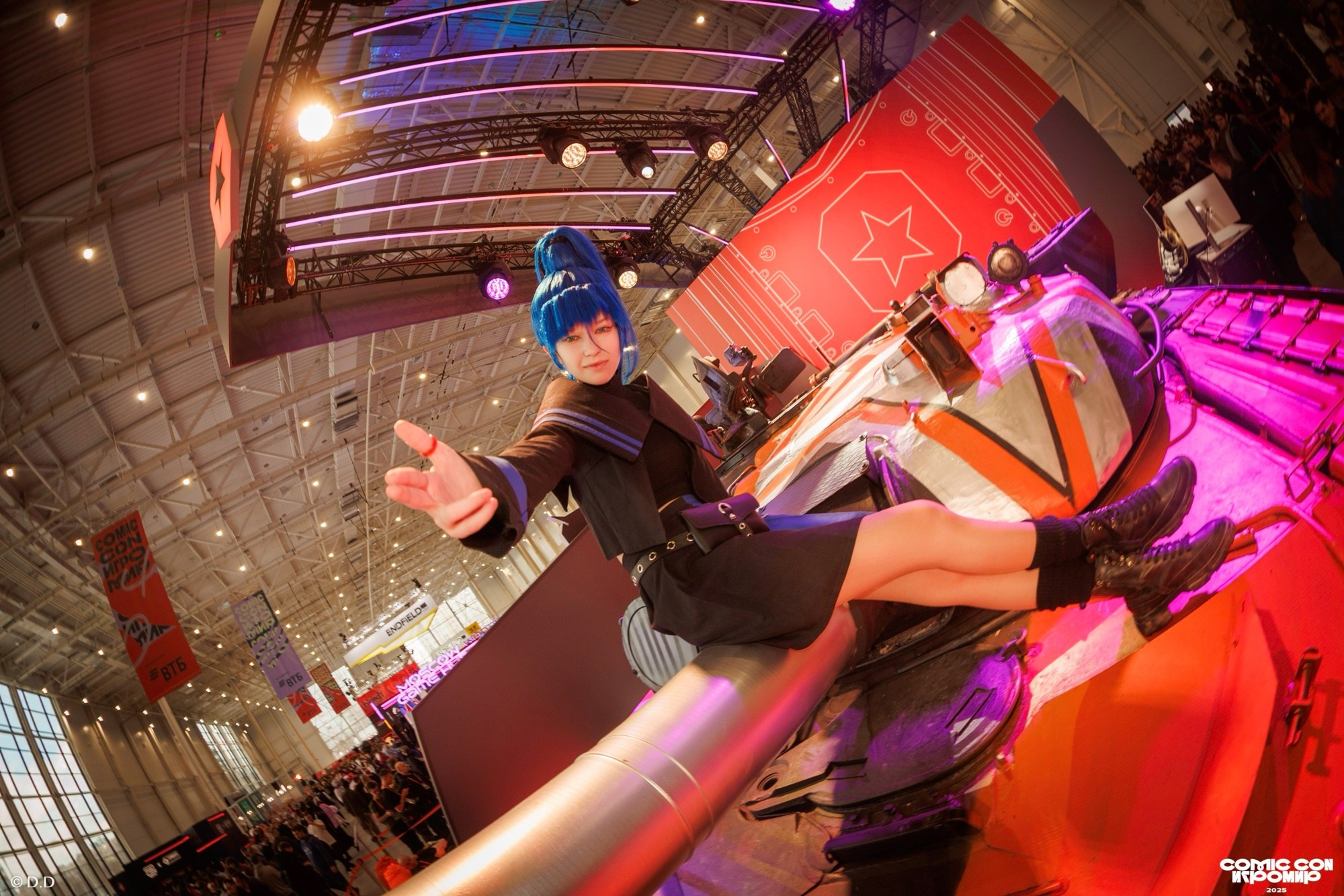 Comic Con Игромир 2025. Различные мероприятия и просто фотографии людей