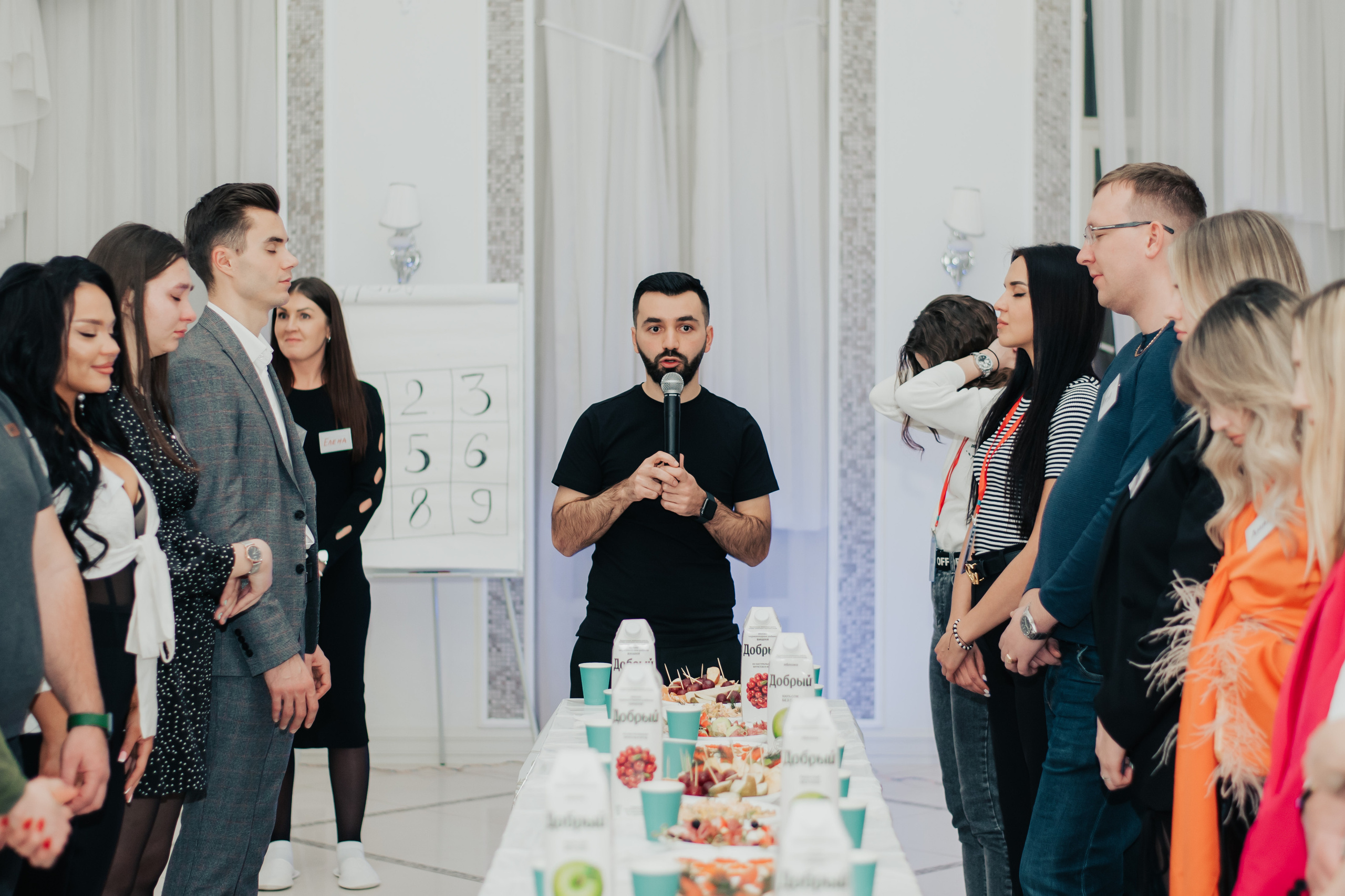 Тренинг Ваги Саакяна. Фотограф Арина Асылгузина