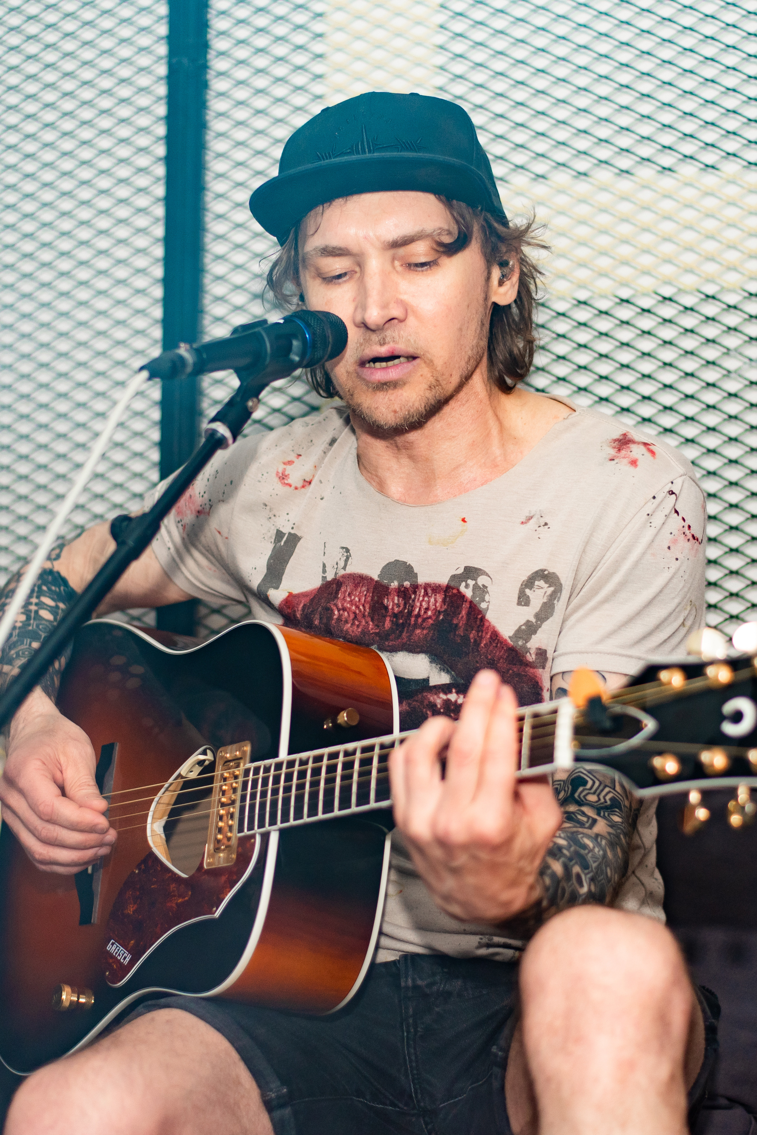 Концерт группы «Модем» в баре «Север». Фотограф Арина Асылгузина