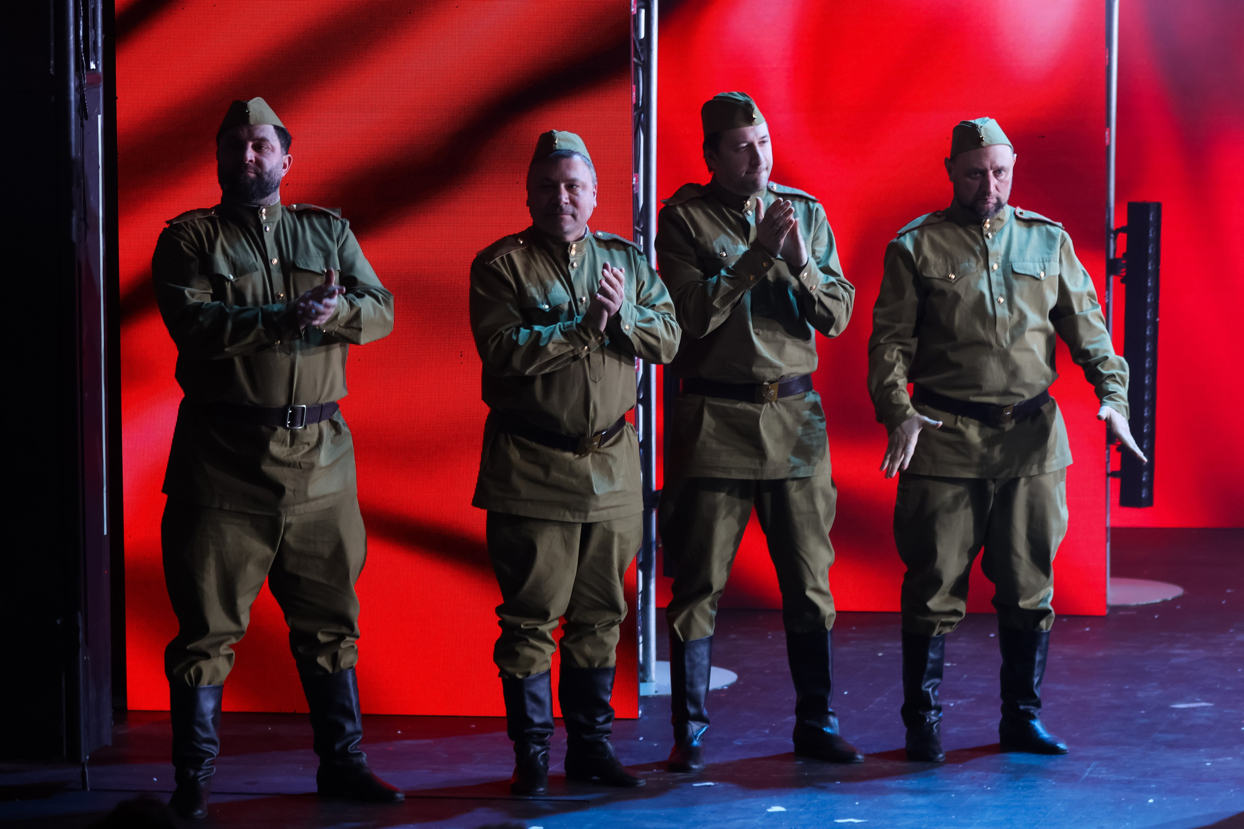 Василий Теркин, театр «Русская песня». Фотограф Ольга Махалова — Санкт-Петербург, Москва, Нижний Новгород