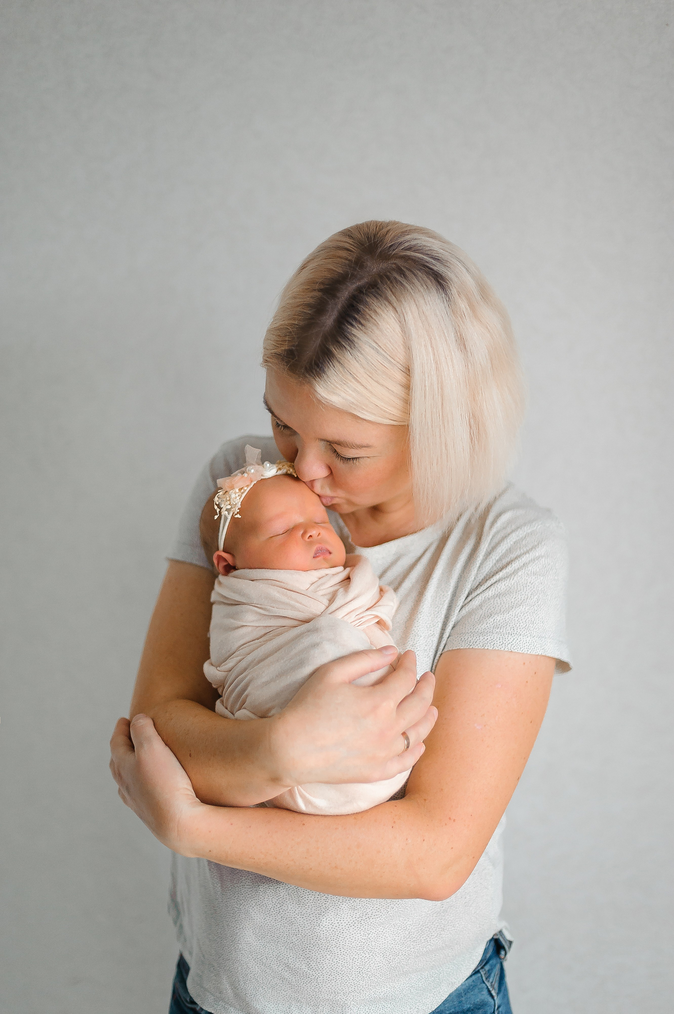 Анюта, 6 дней. Фотограф новорождённых в Йошкар-Оле Ильмира Сидоркина