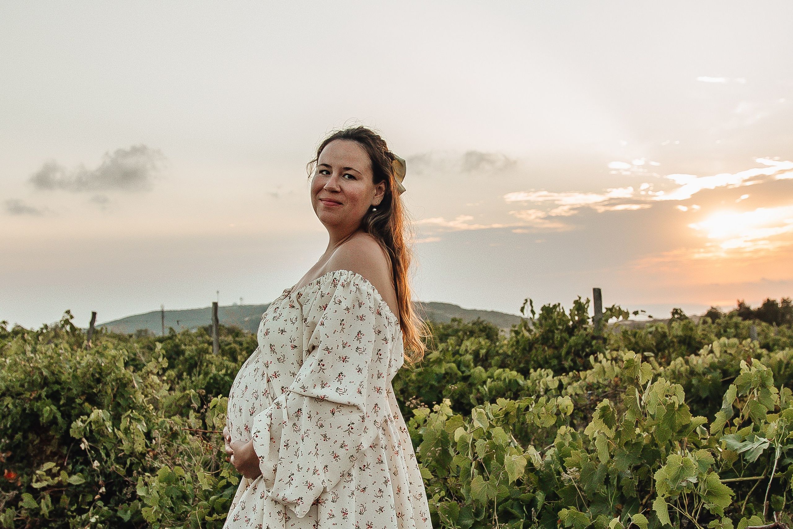 Антон и Мария — виноградная лоза Гай-Кодзора. Семейный фотограф Новороссийск, Анапа, Геленджик — Юлия Давыдова