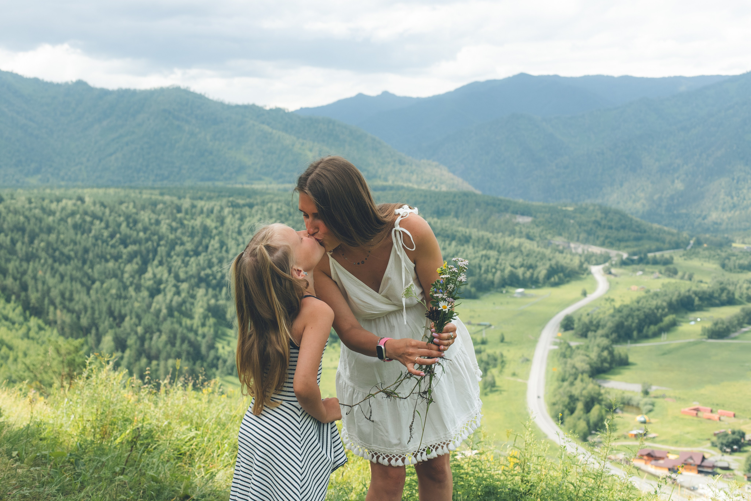 Дарья & семья. Фотограф Нина Брандт в Горном Алтае