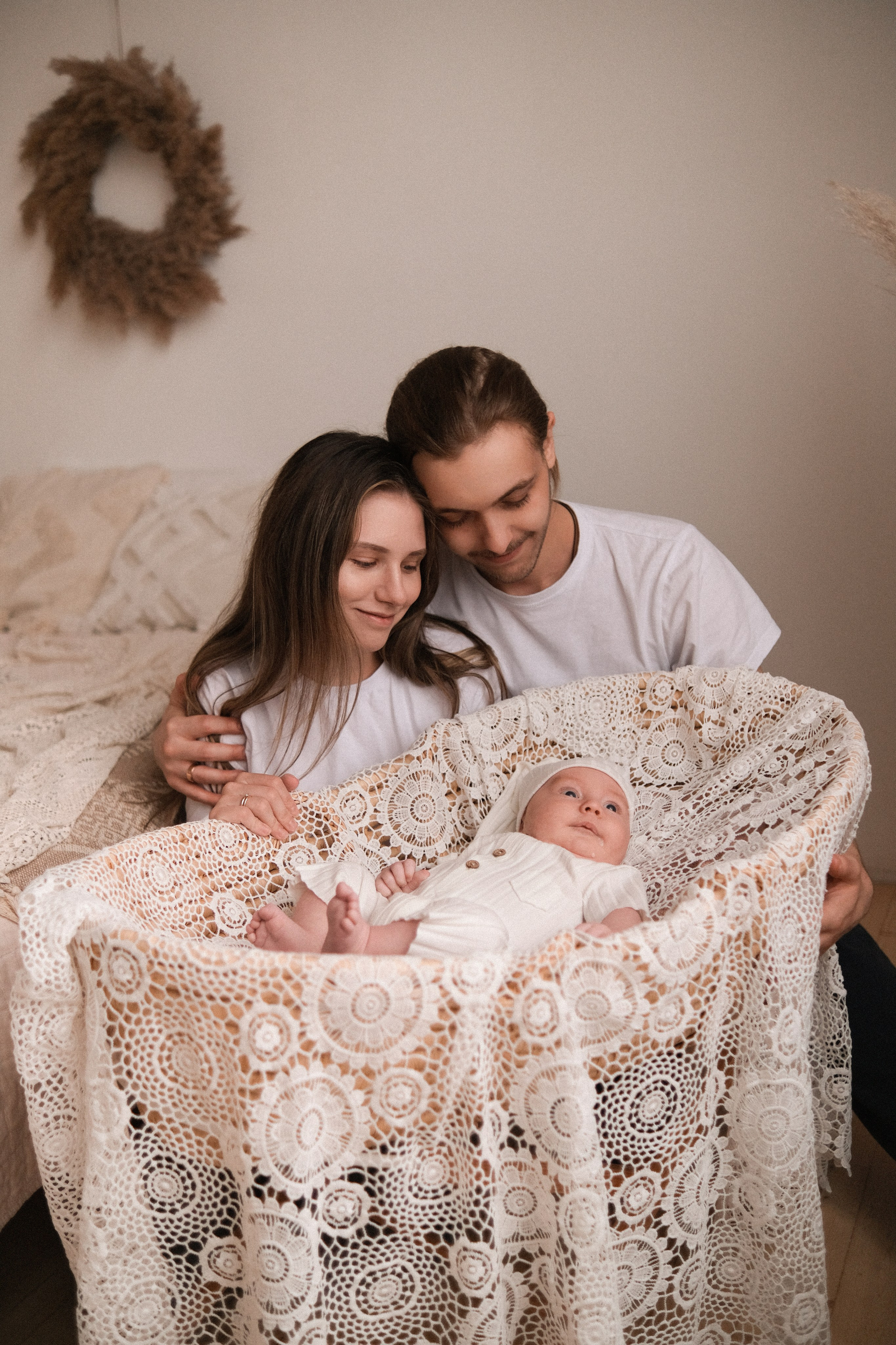 Мирослав в Матрёшке. Семейный детский ньюборн фотограф в Москве Марта Петрова