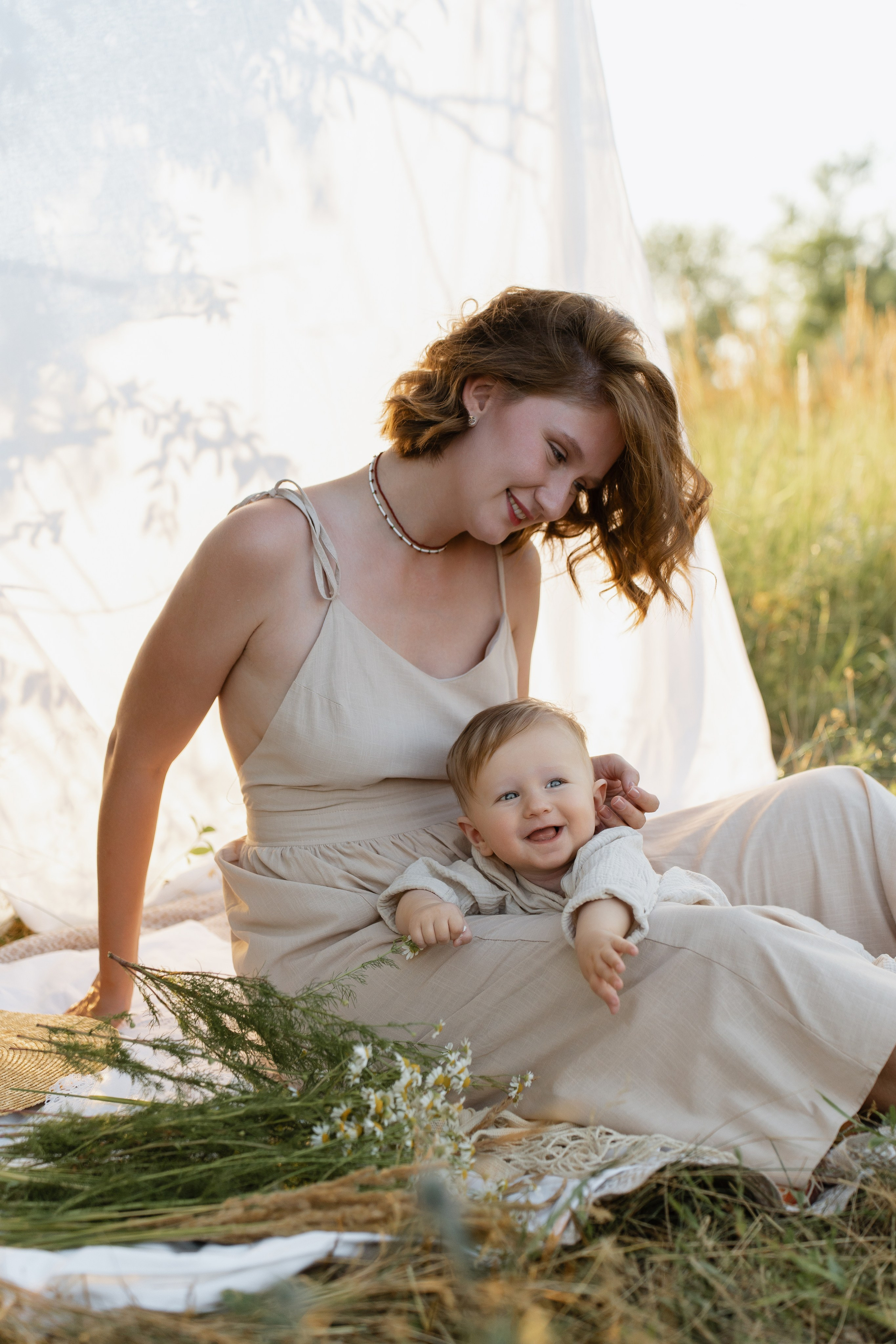 Виталий и Татьяна_ фотозона пикник. Свадебный и семейный фотограф в Самаре Салахова Гулина