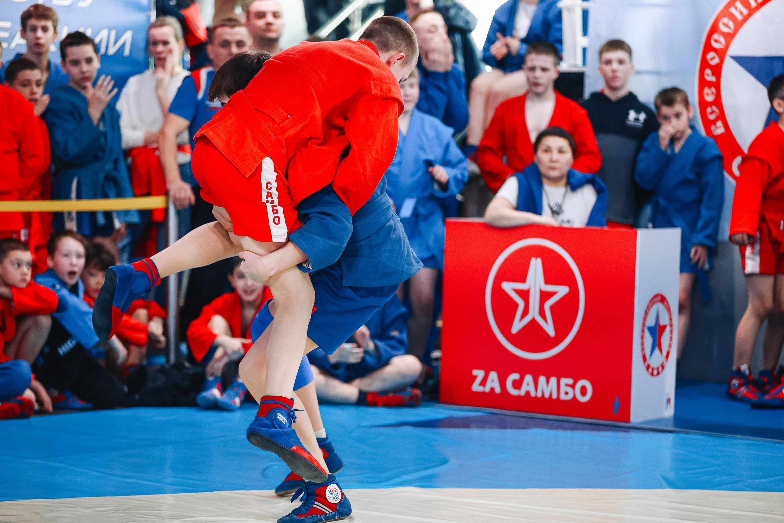 Первенство Тюмени по самбо. MIG — студия спортивной фотографии Михаила Голянского