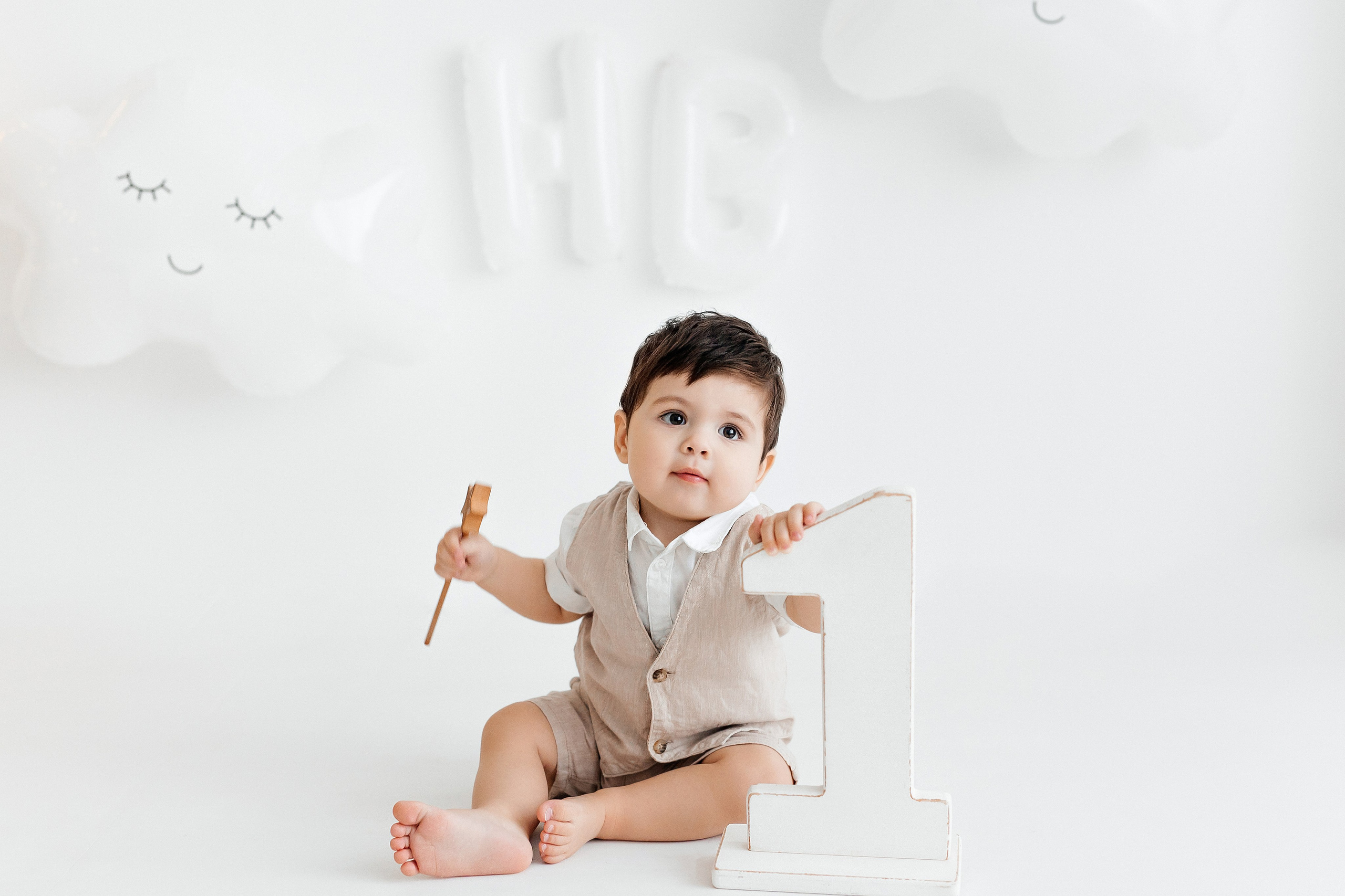 Годик минимализм. Профессиональная детская и семейная фотостудия в Краснодаре