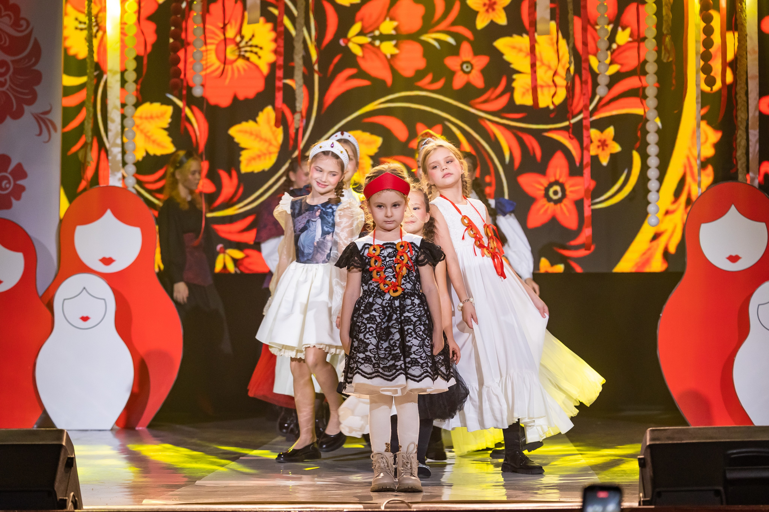 Показ Happy Kids. Выпускные альбомы во Владивостоке