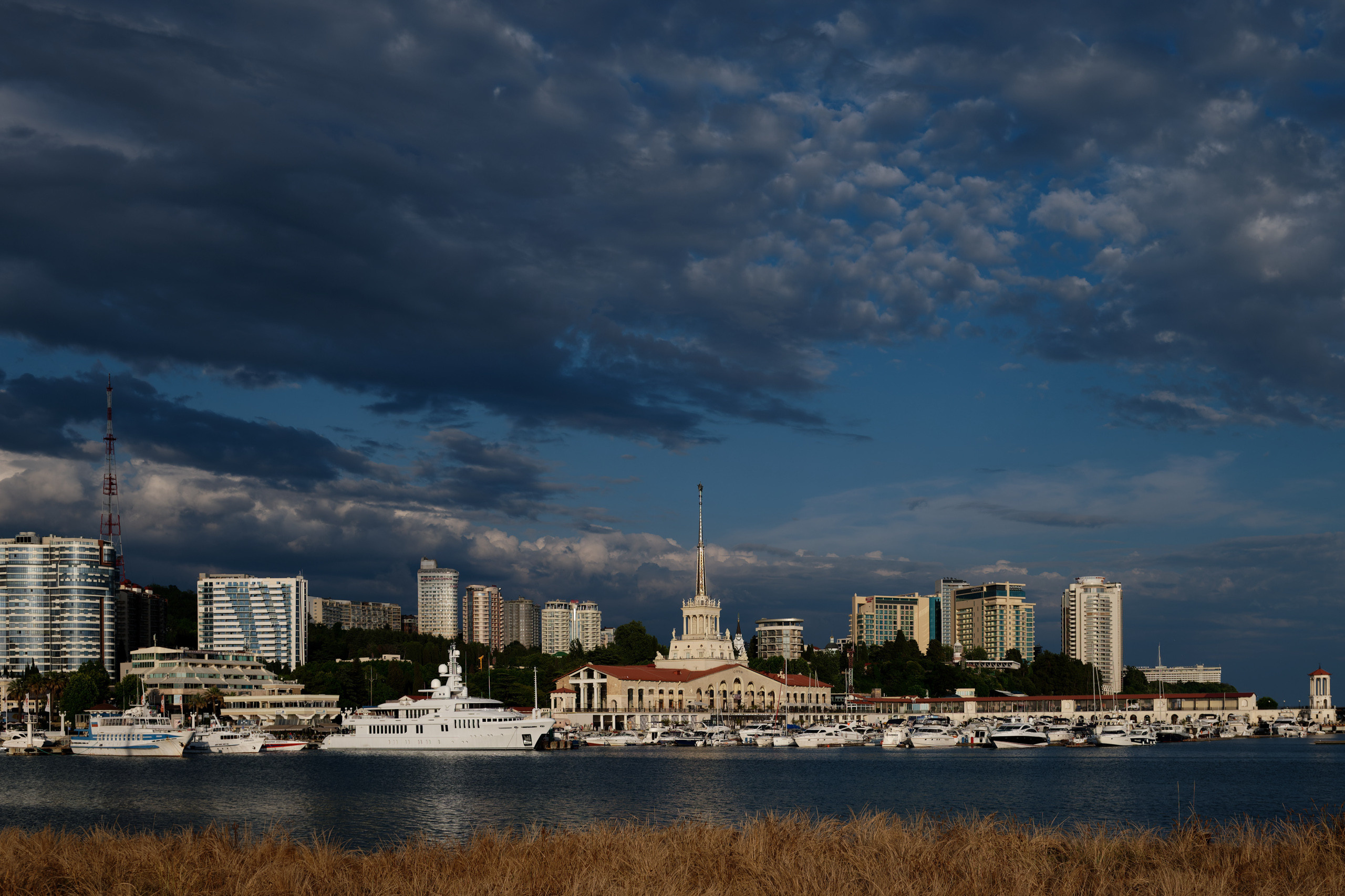 Репортажные фотографии. Репортажный фотограф в Сочи Евгений Реутов