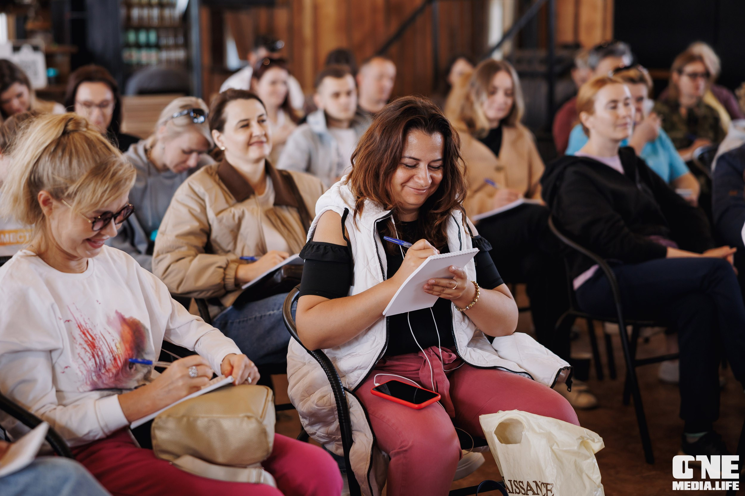 Фоторепортаж с форума «Мой бизнес. Сила в окружении». One Media Life: фоторепортажи, фотоотчеты с мероприятий и заведений