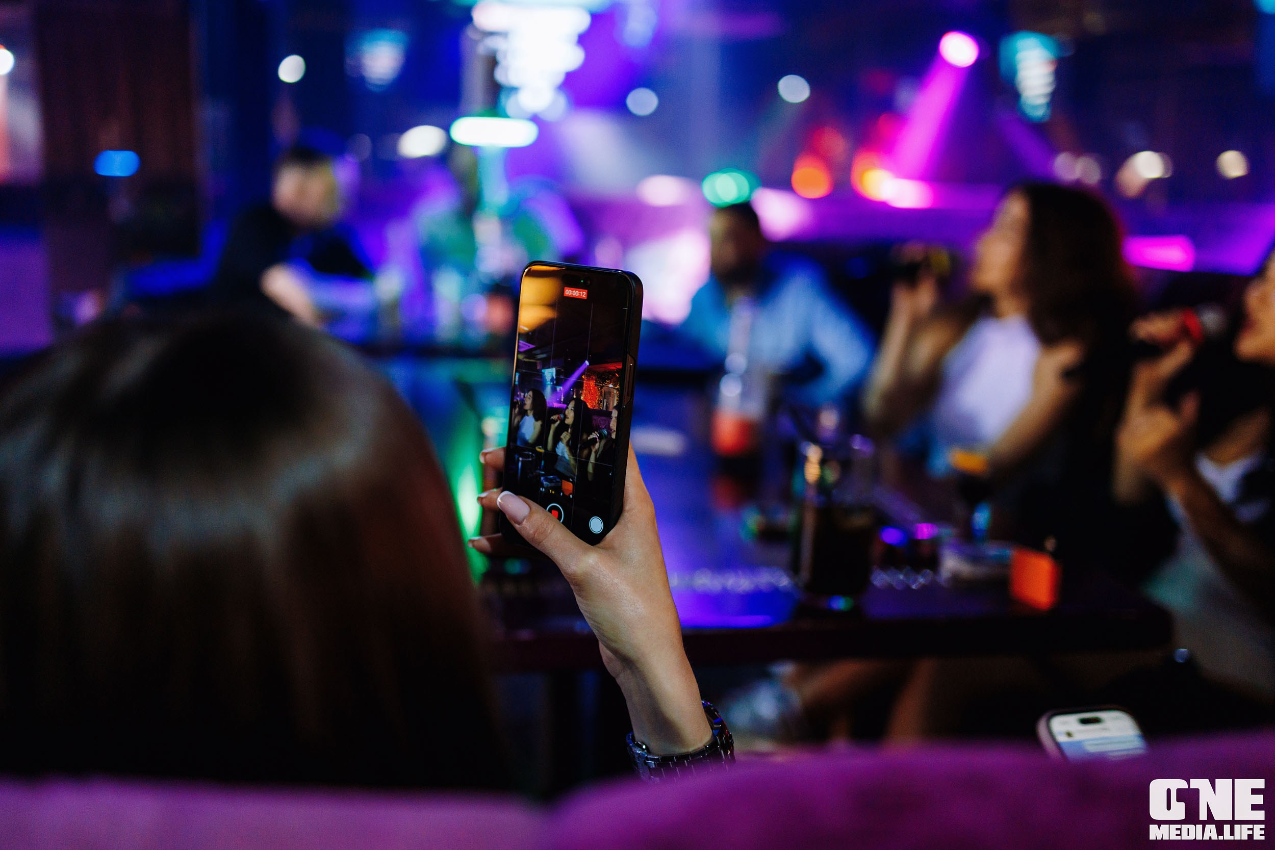 Фоторепортаж из караоке-клуба Эйфория. One Media Life: фоторепортажи, фотоотчеты с мероприятий и заведений