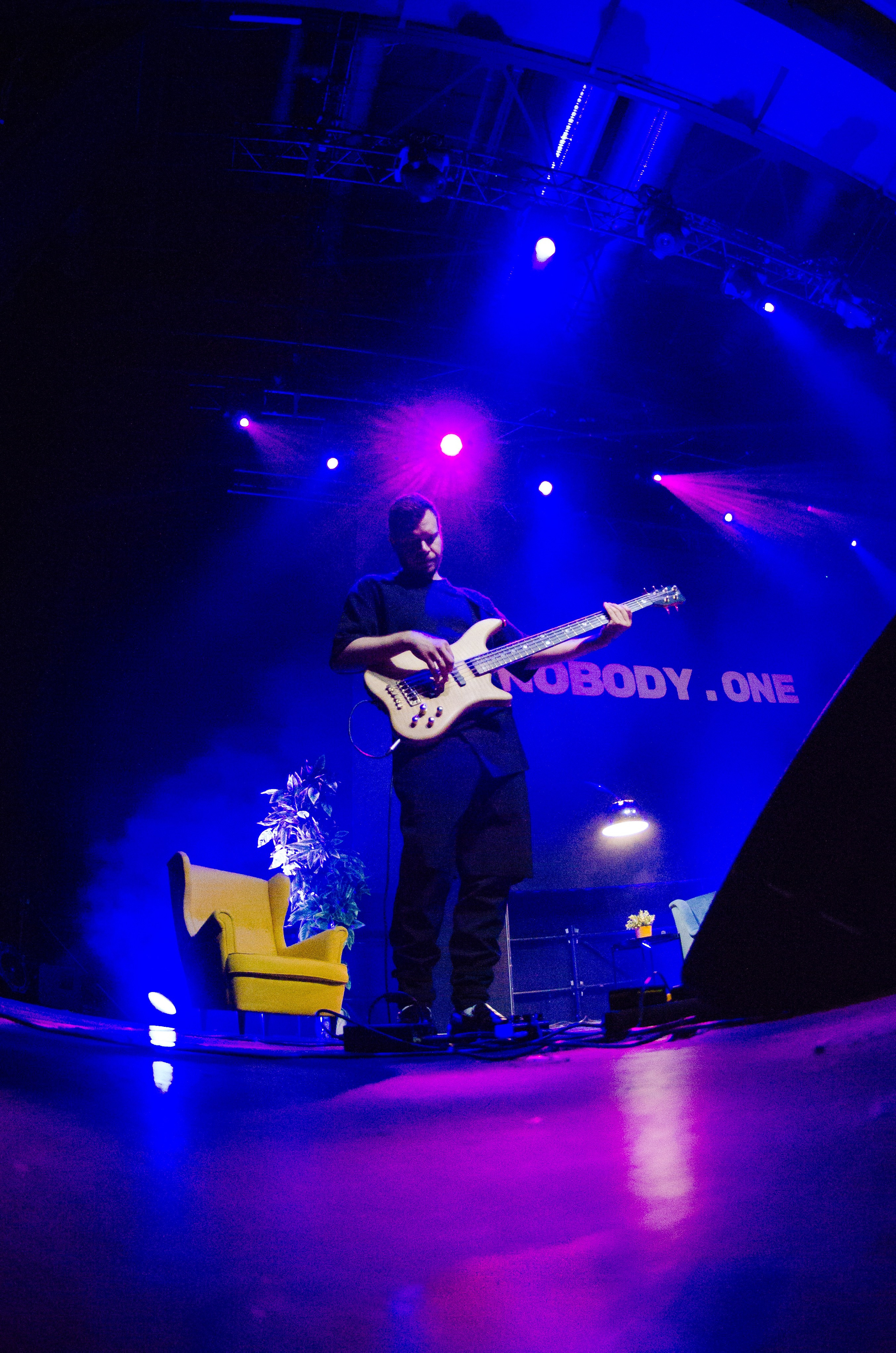 Nobody.one. Фотограф Валерия Пэун