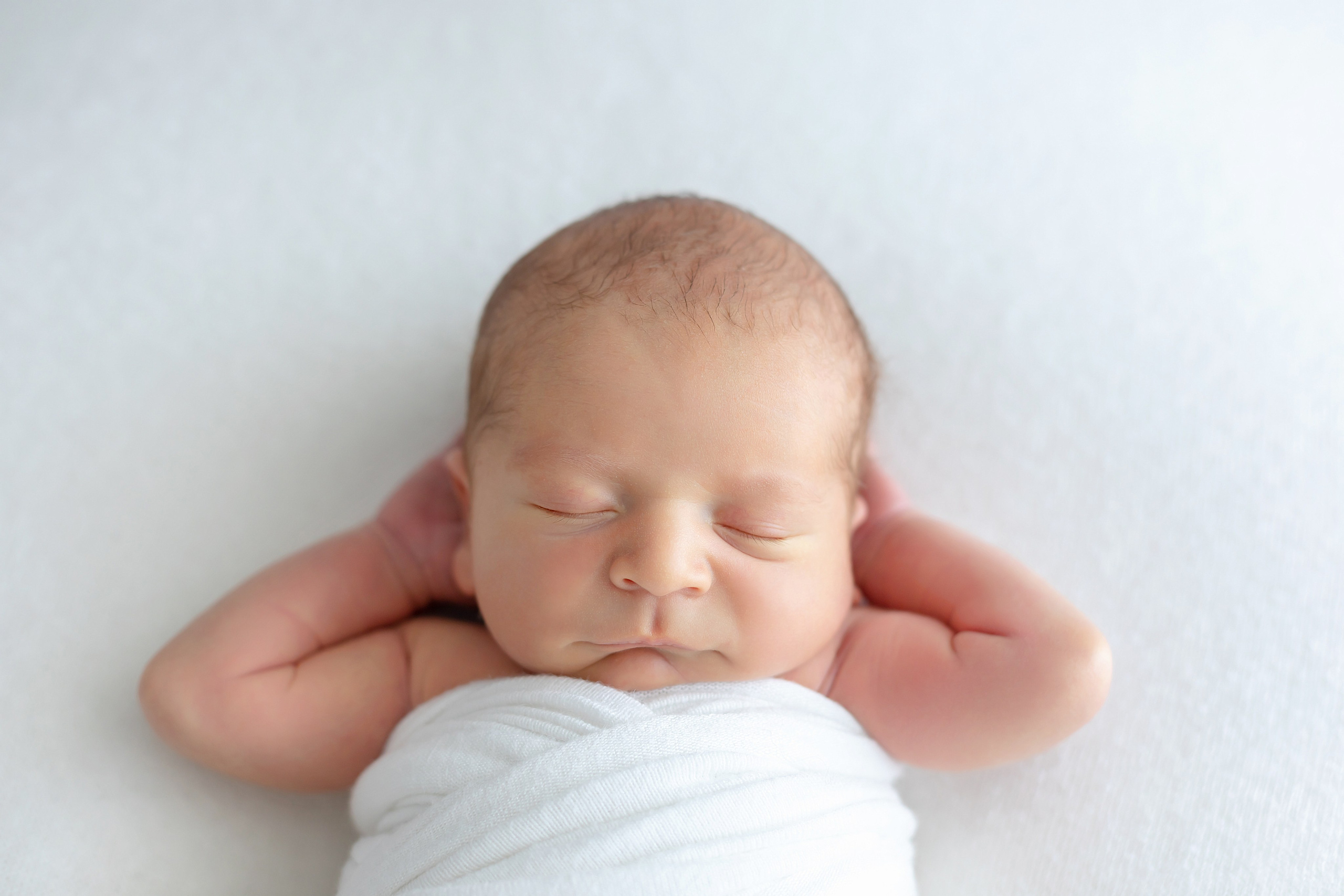 Новорожденные до 28 дней. Фотограф новорожденных в Тюмени