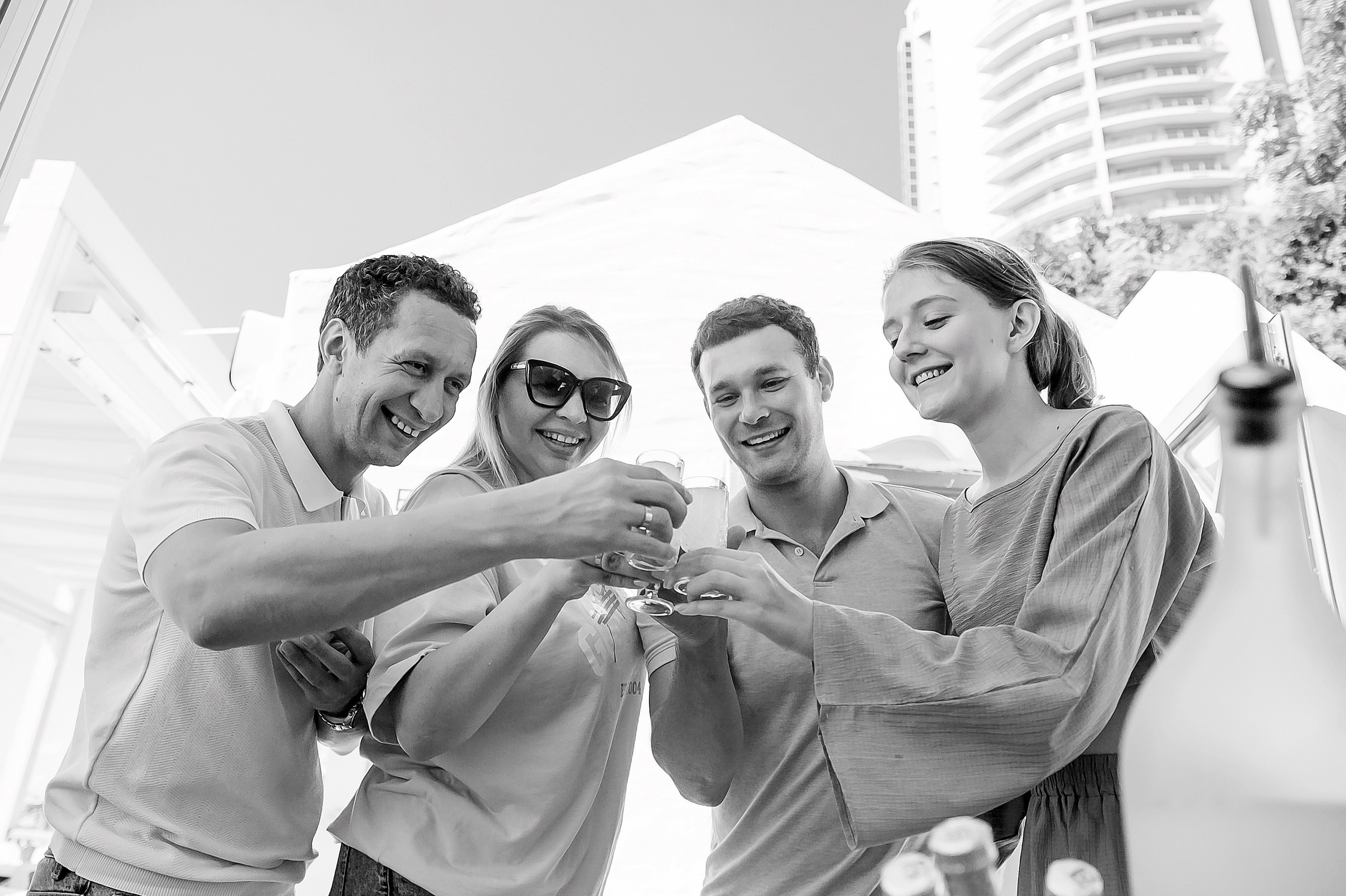 «Похмельный рейв» в ресторане DELMAR. Репортажный фотограф в Ялте Алексей Семёнов