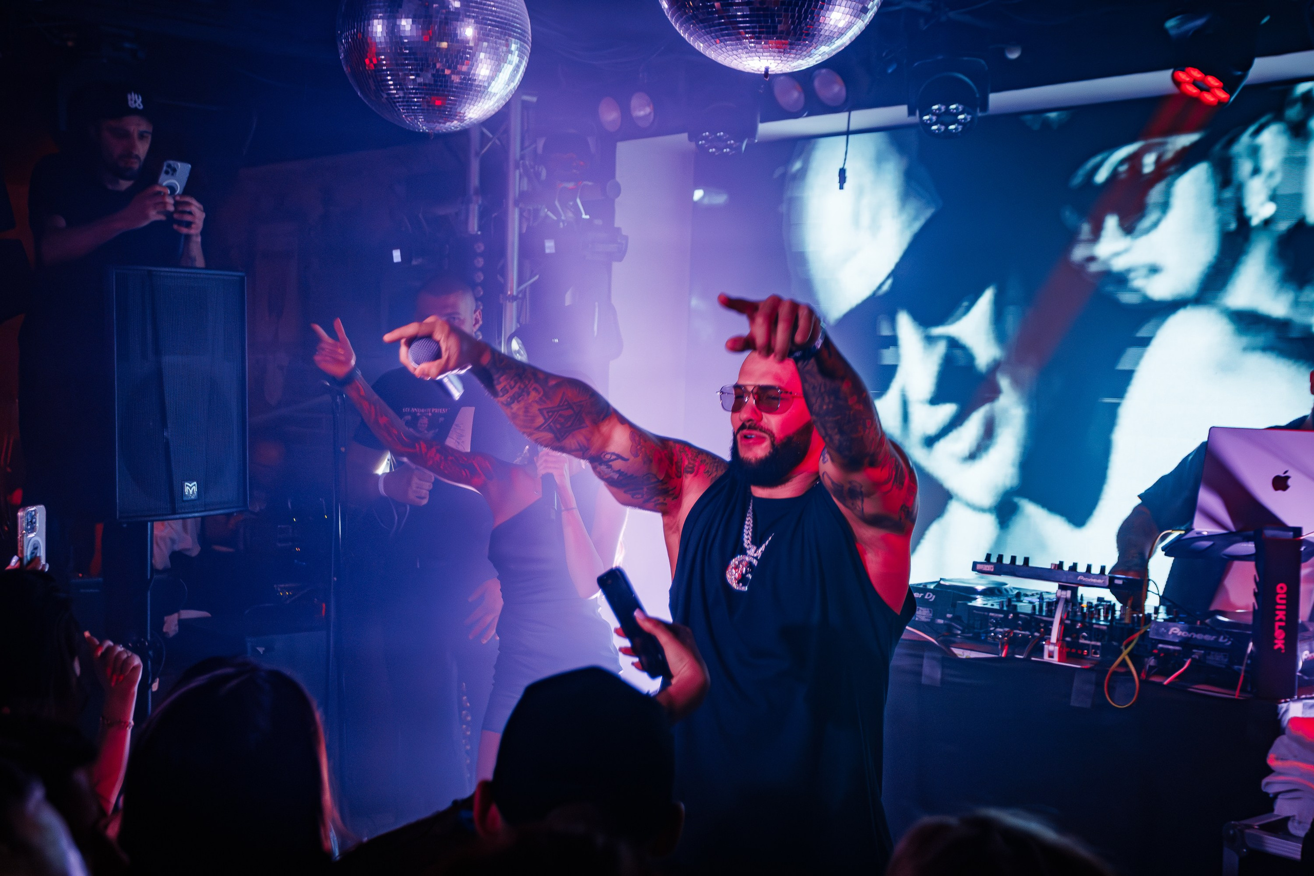 «Джиган"_Чайка на пляже_Ялта_12.07.2025 г. Аминов Руслан | Фотограф