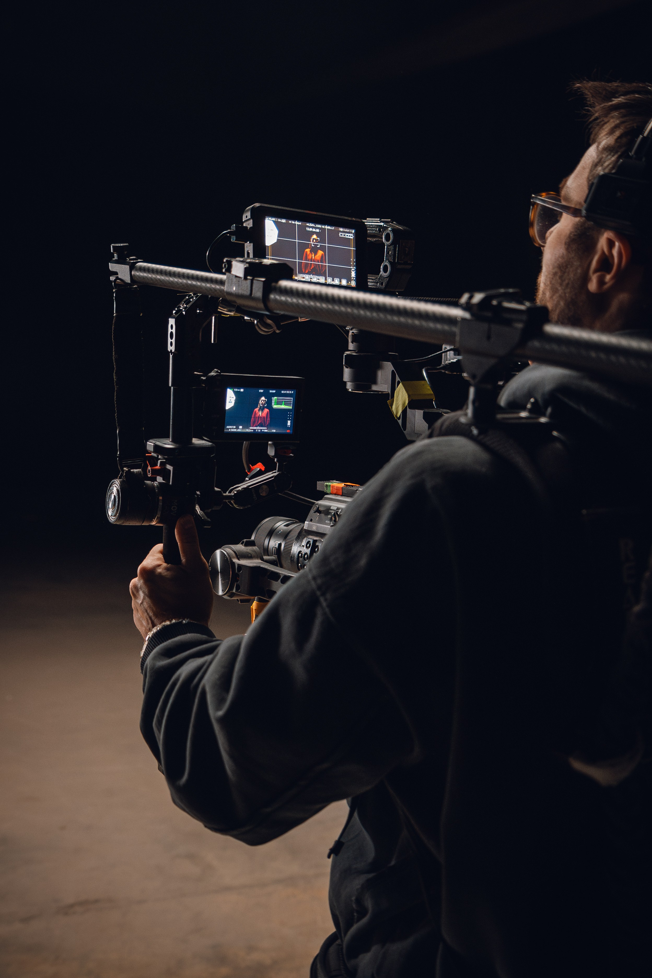 Бэкстеджи. Фотограф Егор Огородов