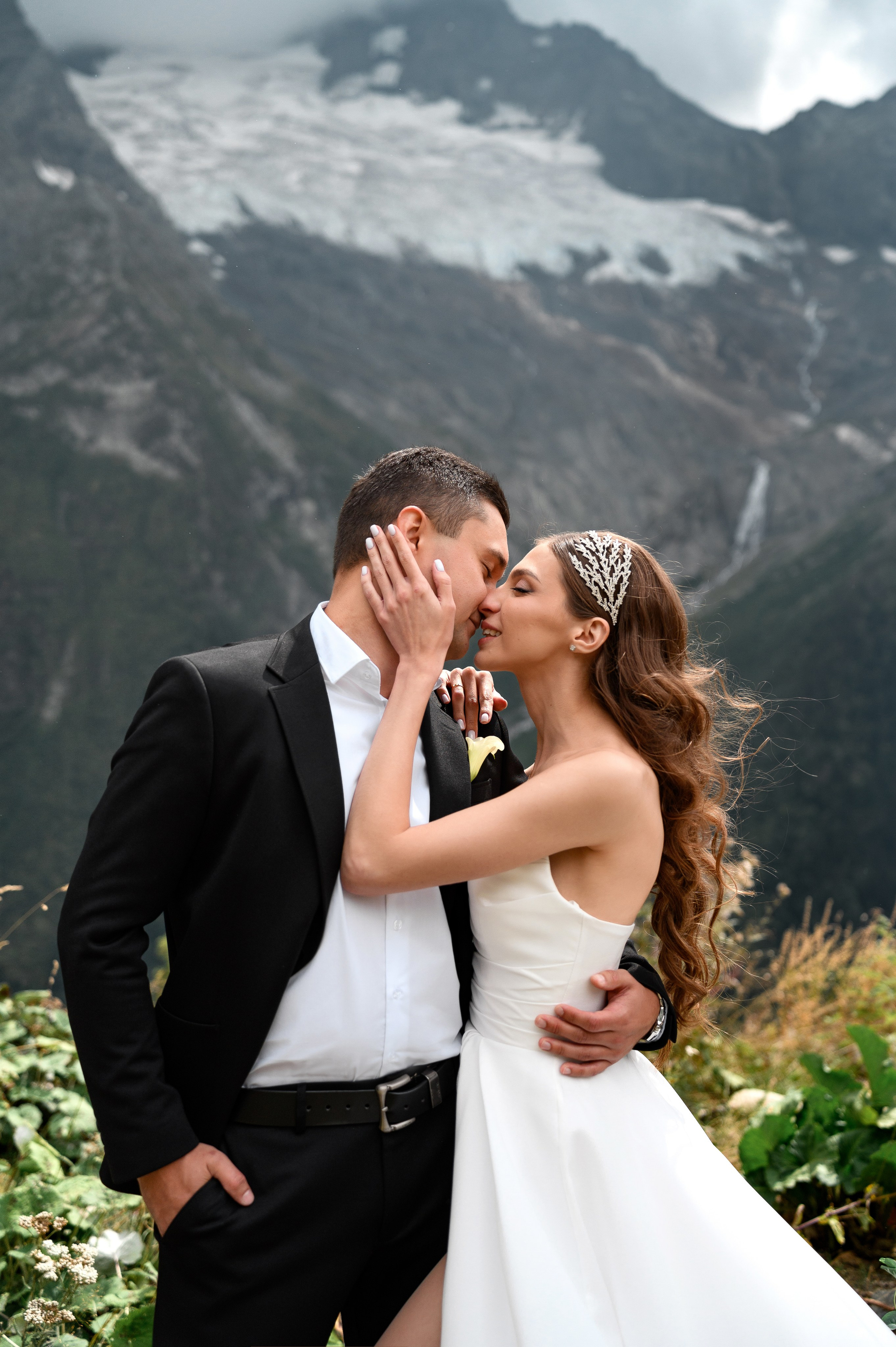 Горная свадьба Рината и Регины (09.09.24). Свадебный и travel фотограф в Волгограде, Сочи, Домбае, Европе