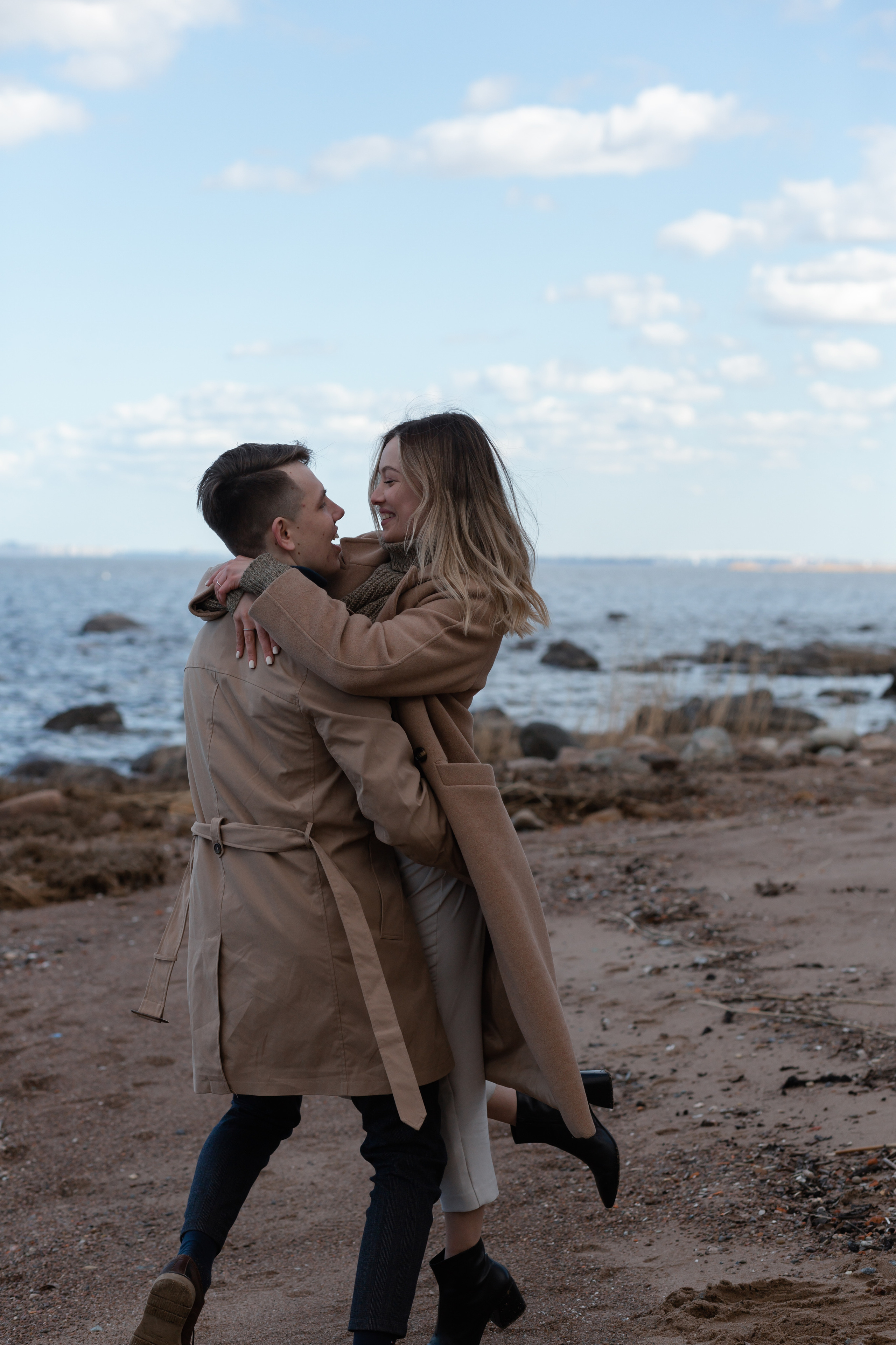 Даша Дима. Прогулка в Петергофе