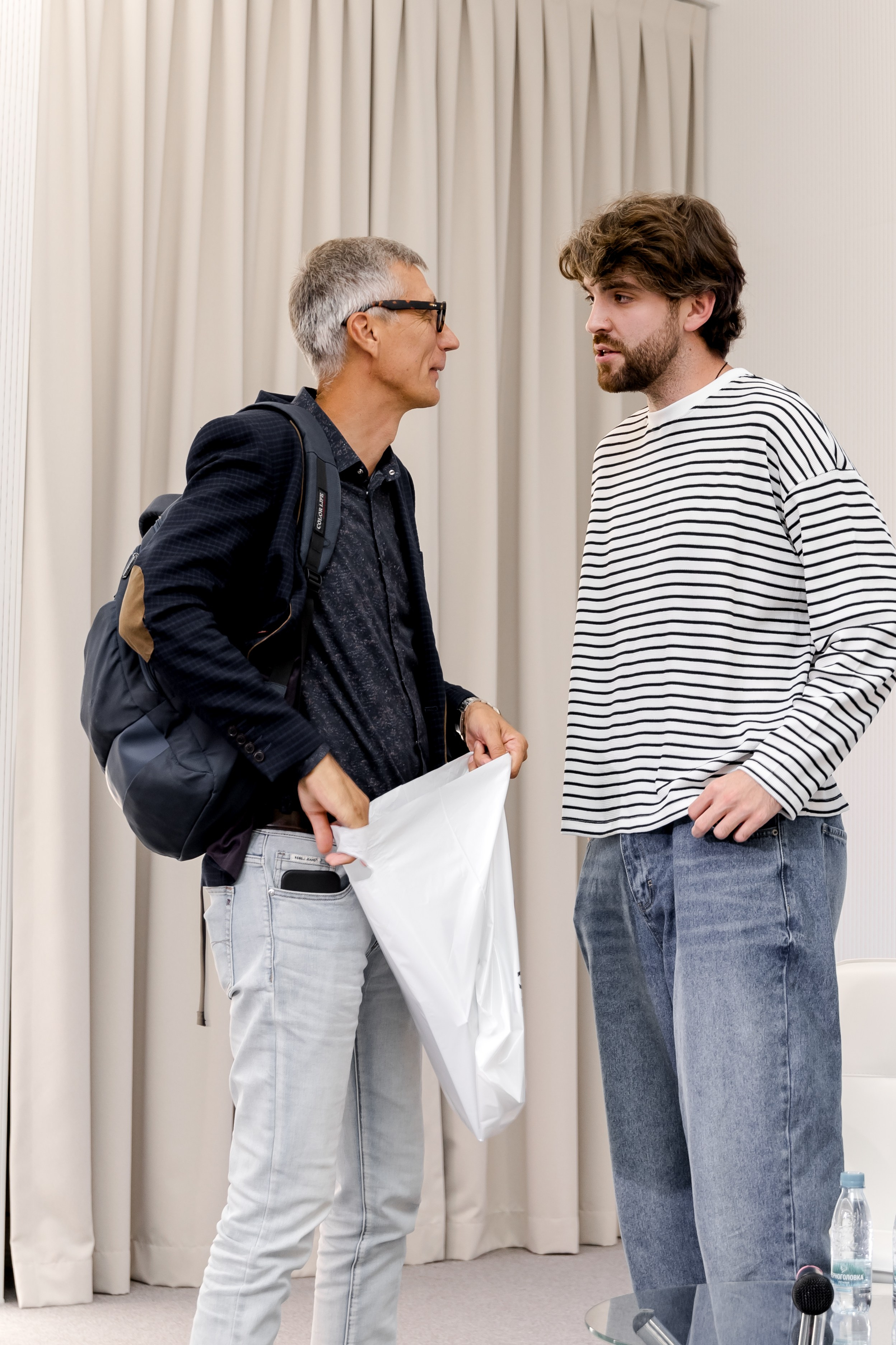 Презентация книги " В глубинах разума и веры. Гении науки о Боге». Свадебный/Портретный фотограф снимаю в Москве