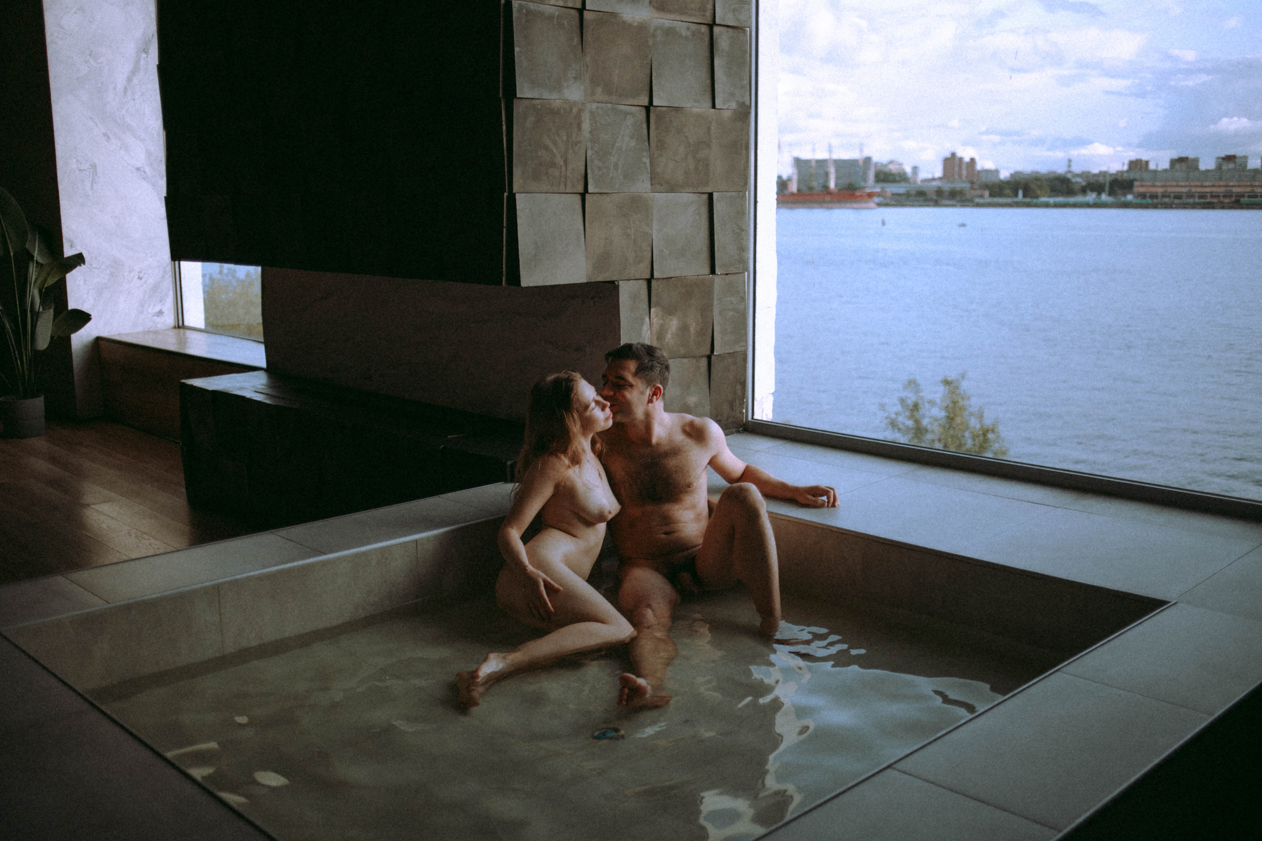 *. Ню-фотограф в Санкт-Петербурге Марина Бахтиярова