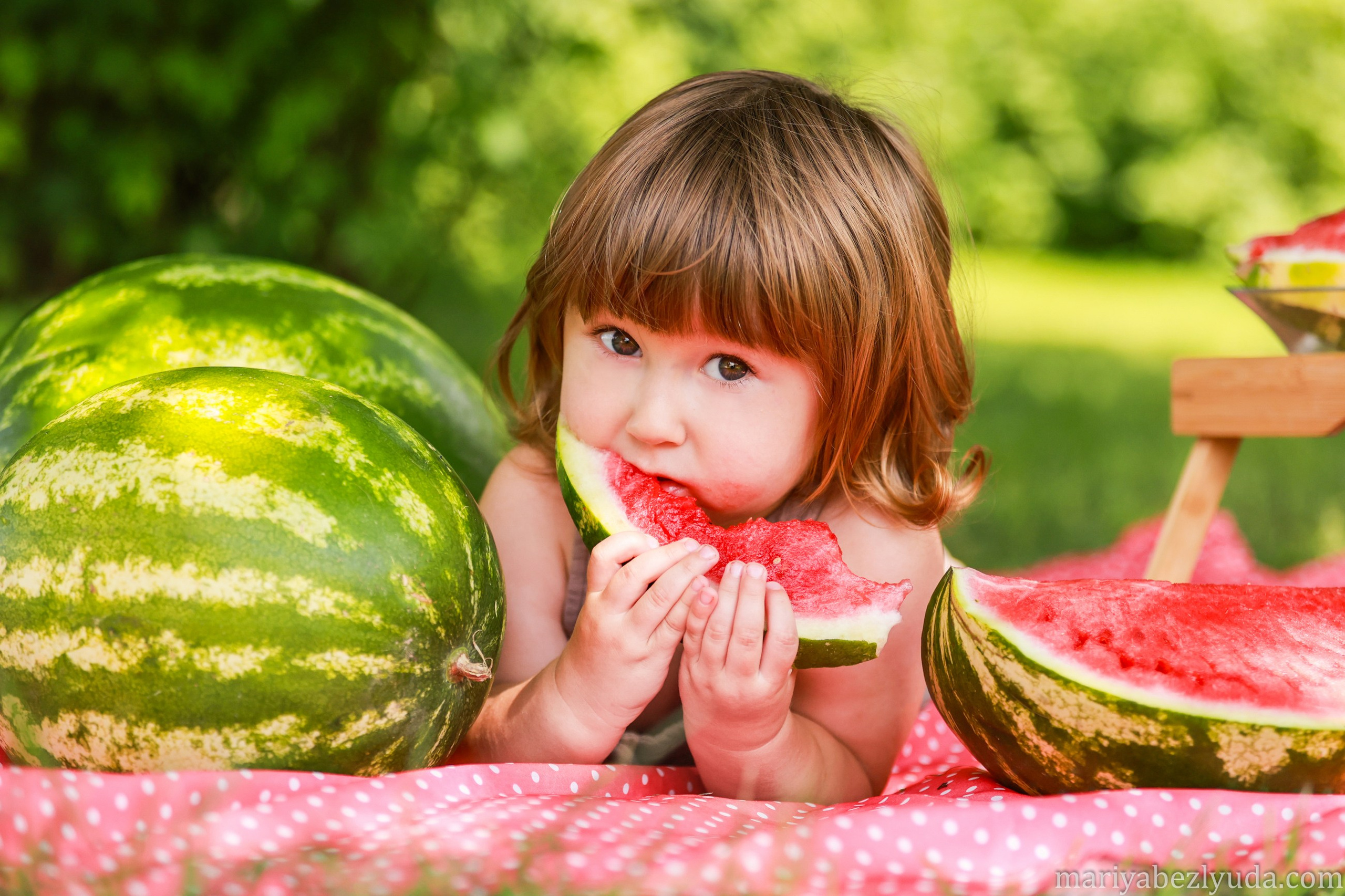 Фотосессия с арбузами, пикник с арбузами, фотосессия ребёнка с арбузами, арбузный лимонад. Семейный и детский фотограф в Москве Мария Быкова