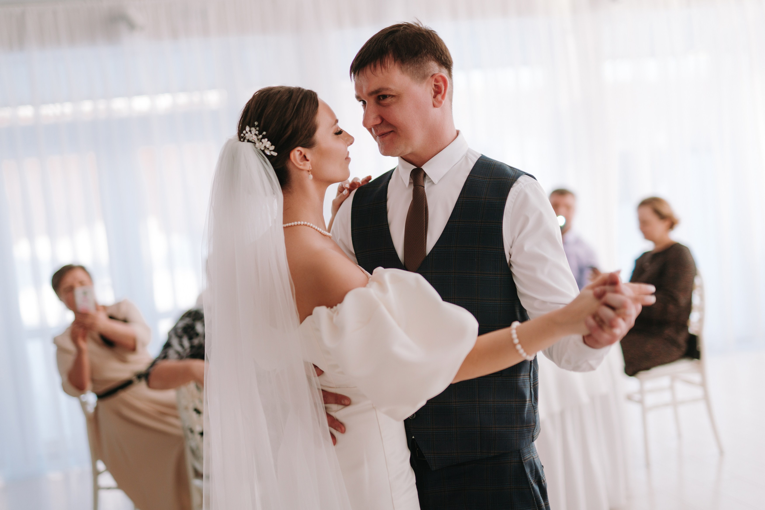 ГРИН ХОЛЛ, ЗАГОРОДНЫЙ КОМПЛЕКС GREEN HALL, БАНКЕТНЫЙ ЗАЛ УФА