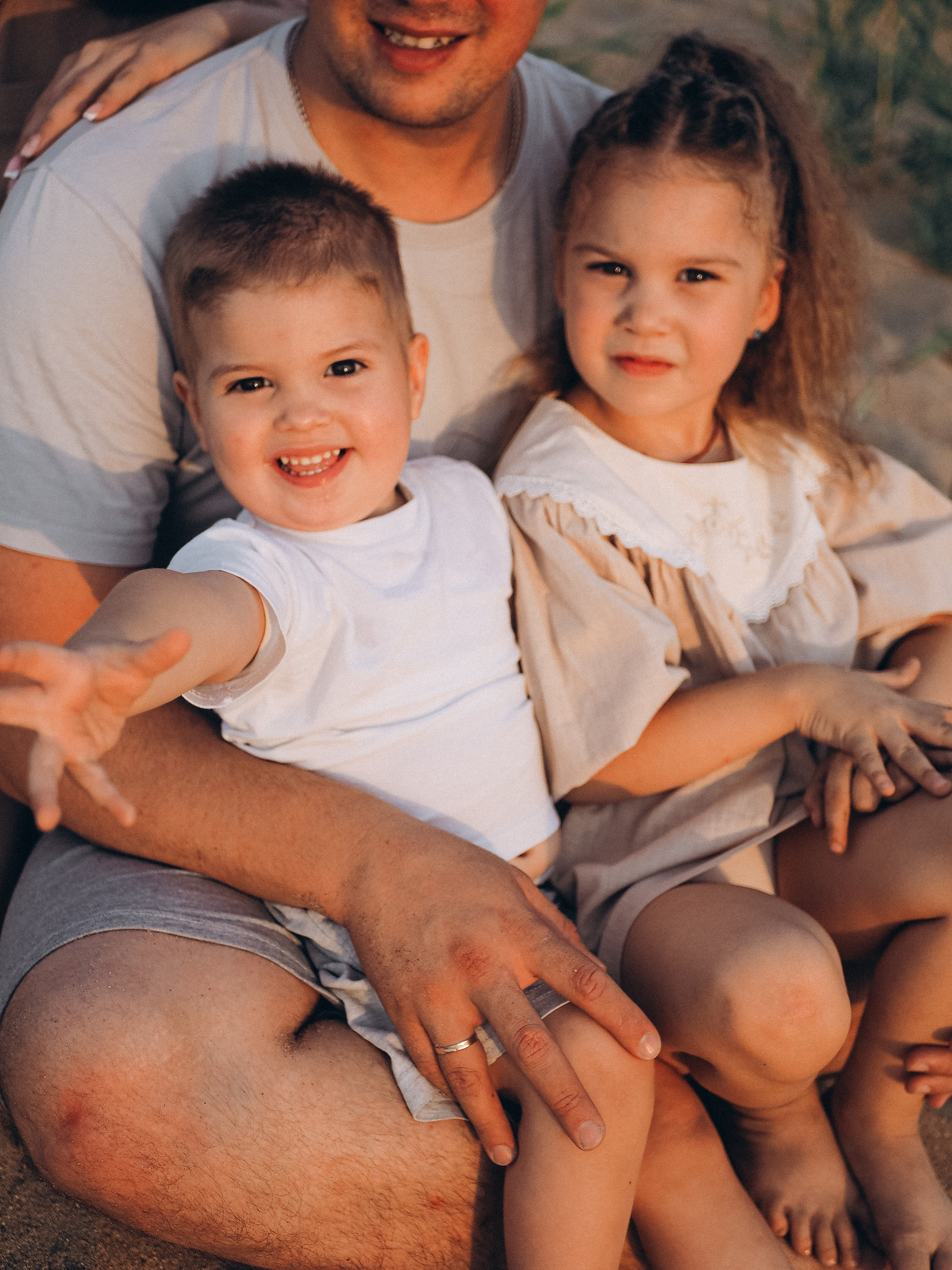 Анатолий, Юля, Ксюша и Игорь. Семейный фотограф в Челябинске Ольга Быстрых
