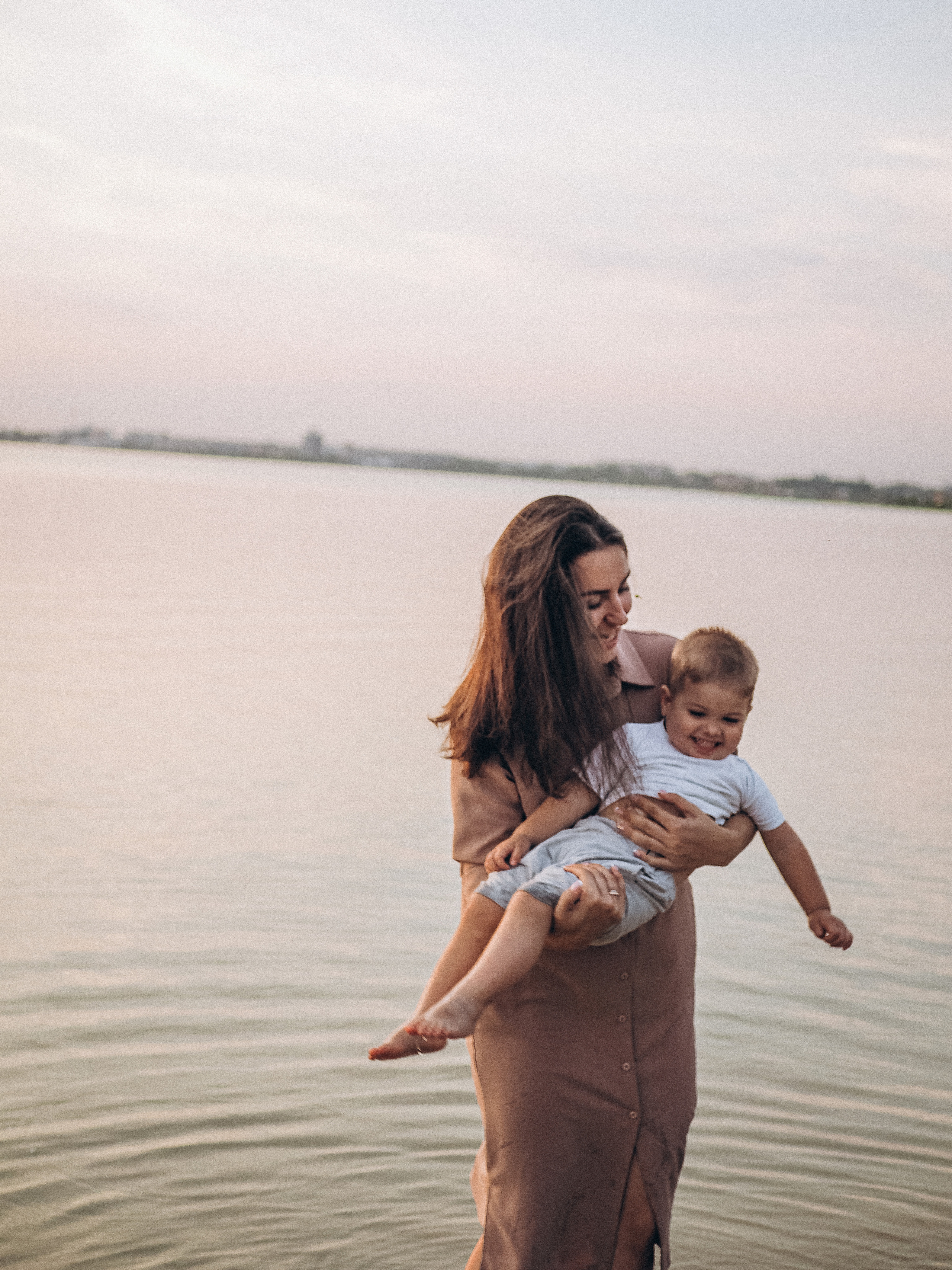 Анатолий, Юля, Ксюша и Игорь. Семейный фотограф в Челябинске Ольга Быстрых