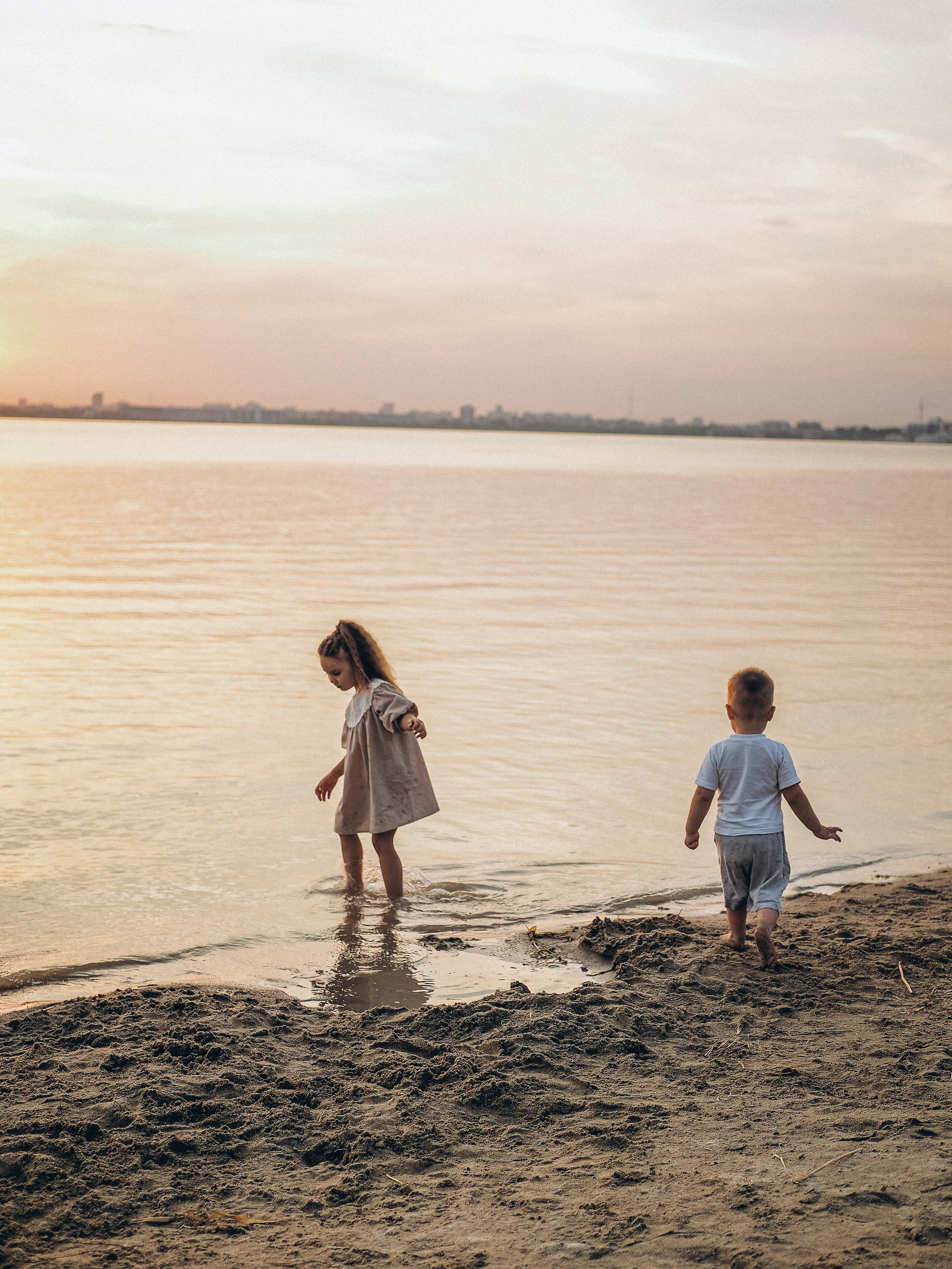 Анатолий, Юля, Ксюша и Игорь. Семейный фотограф в Челябинске Ольга Быстрых