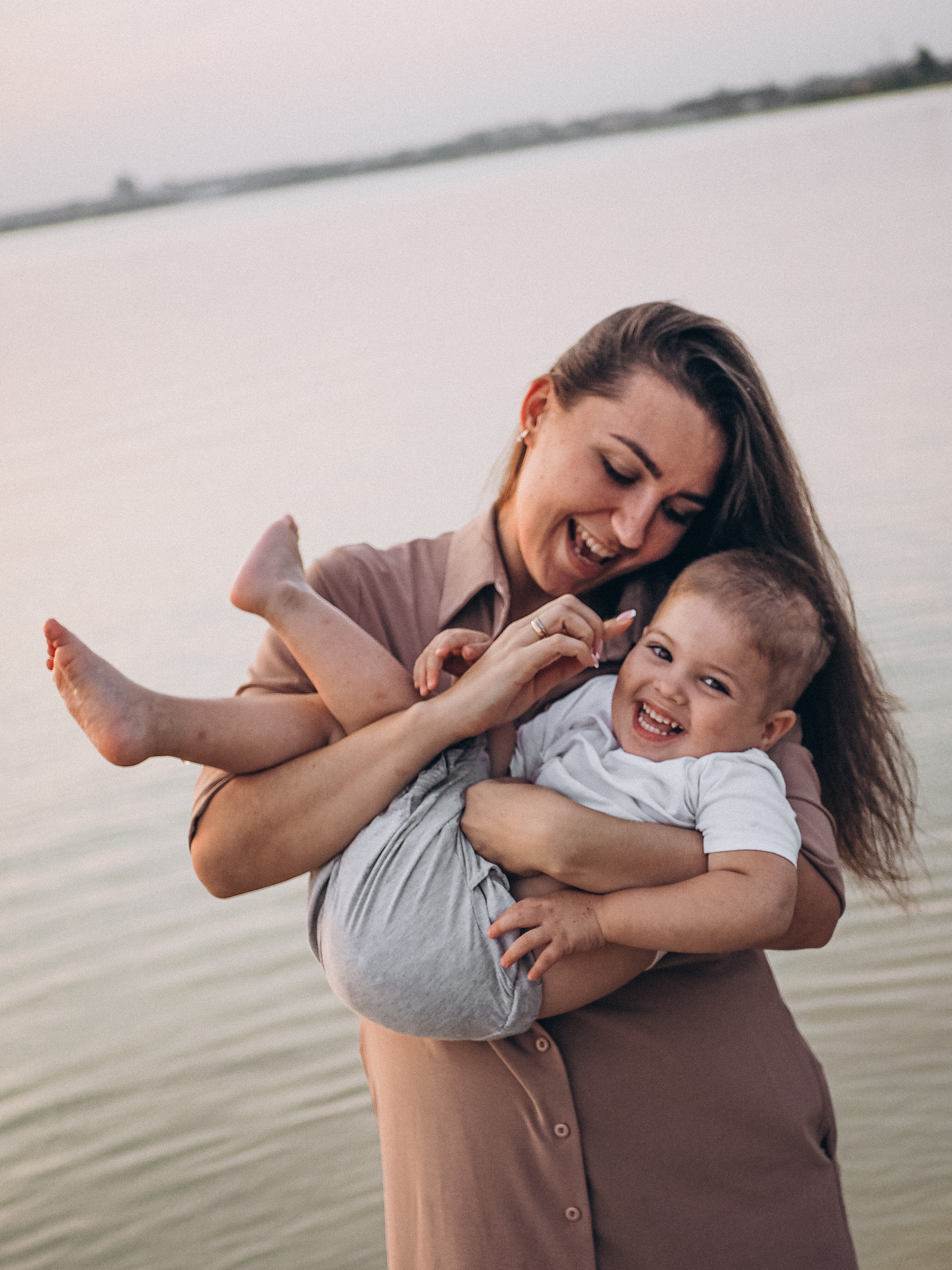 Анатолий, Юля, Ксюша и Игорь. Семейный фотограф в Челябинске Ольга Быстрых