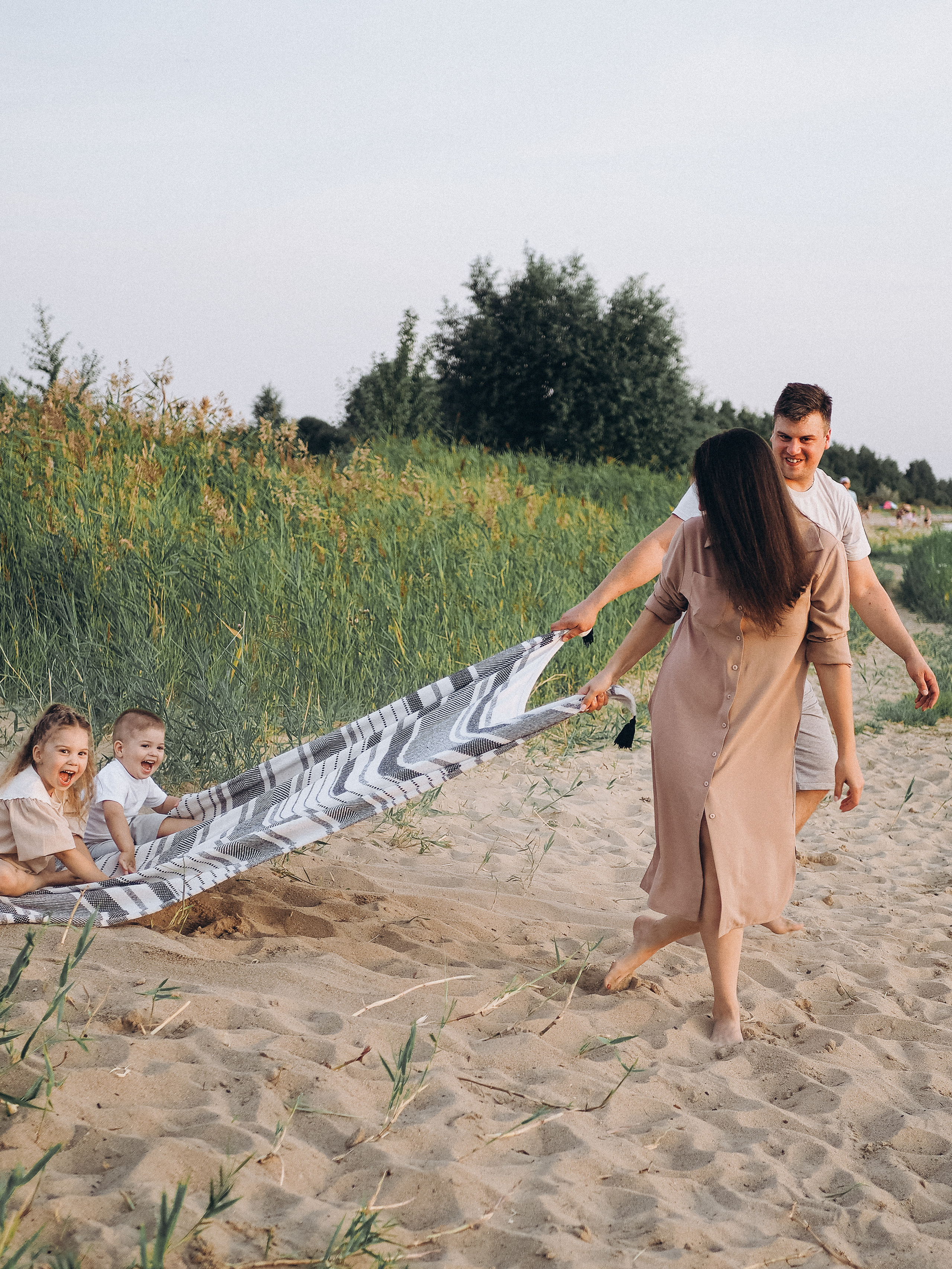 Анатолий, Юля, Ксюша и Игорь. Семейный фотограф в Челябинске Ольга Быстрых
