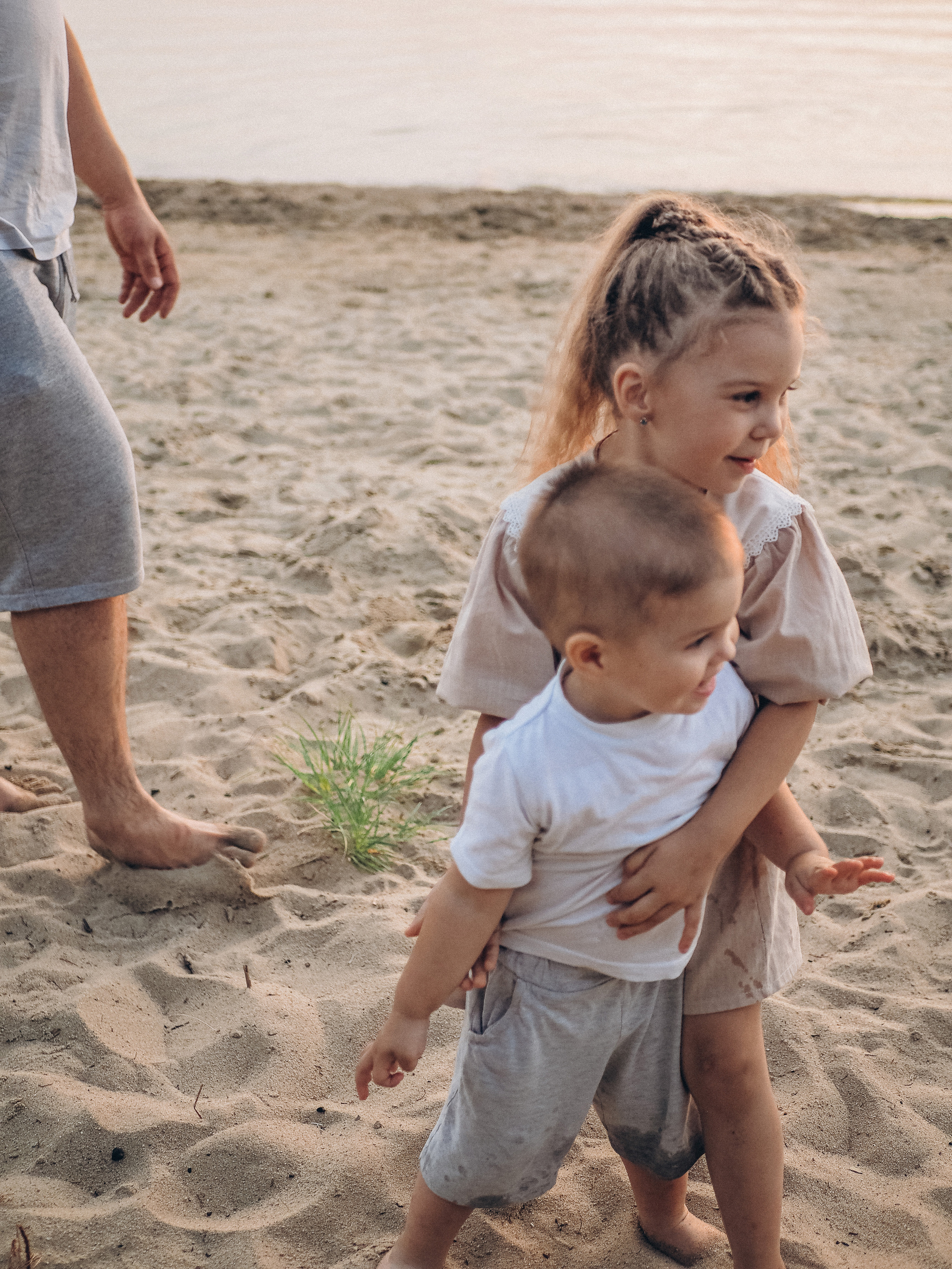 Анатолий, Юля, Ксюша и Игорь. Семейный фотограф в Челябинске Ольга Быстрых