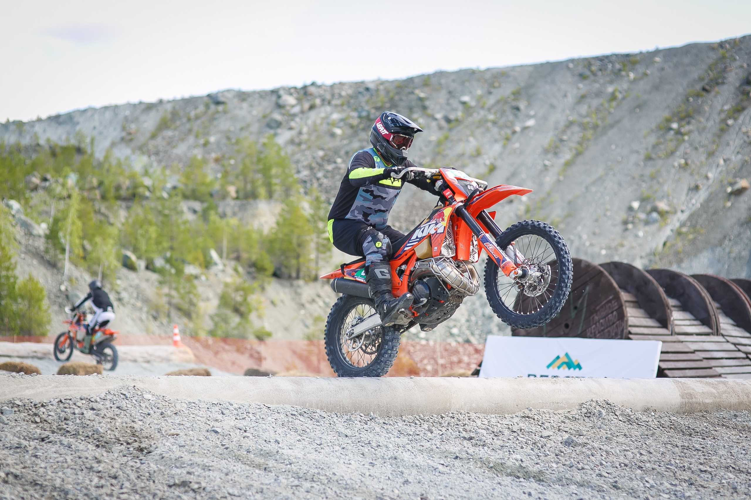 На Угле SEGAL. Профессиональный фотограф Дугинов Николай | Екатеринбург