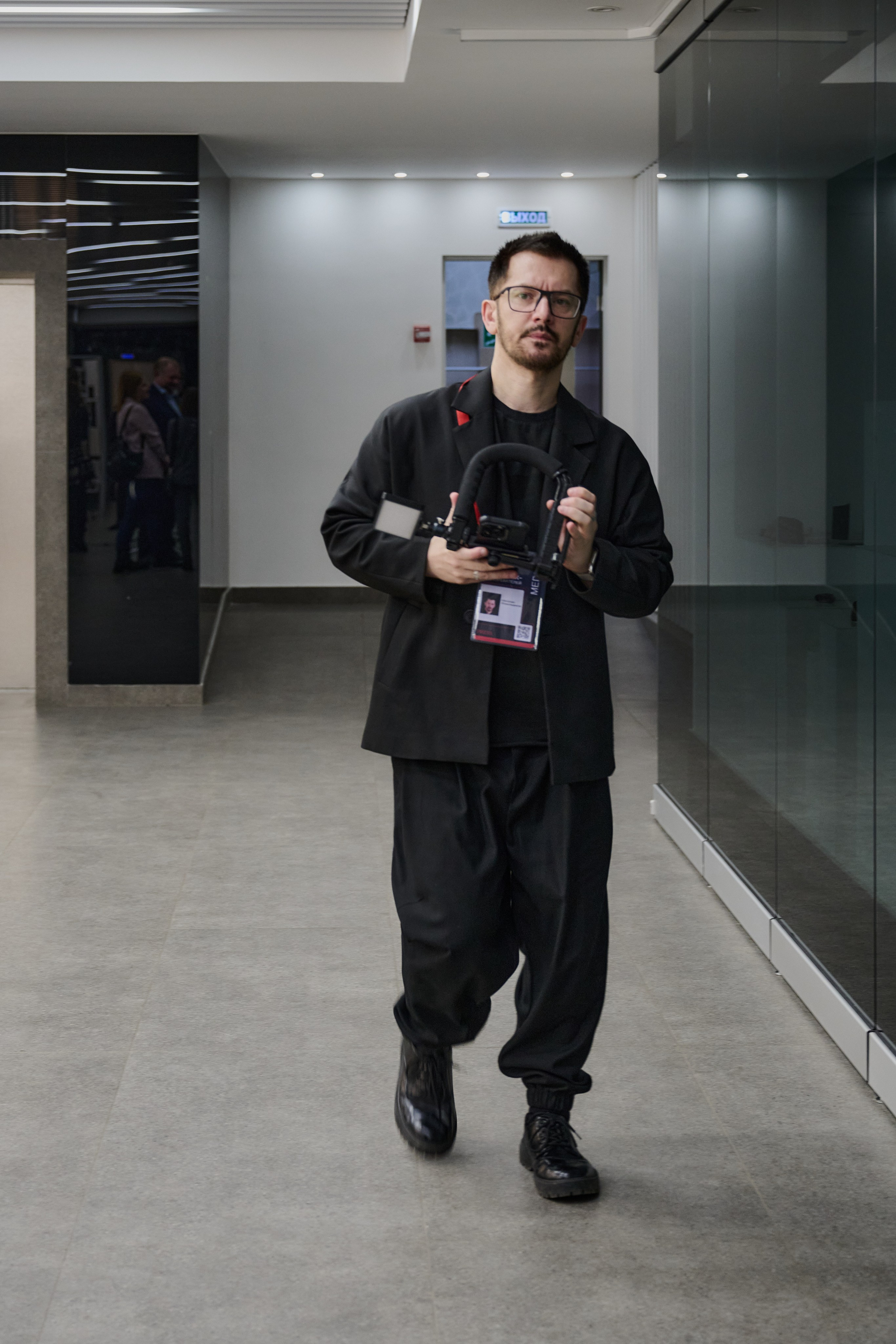 Фотовыставка «Территории» в Росгеолфонде. Фотограф Роман Адлер