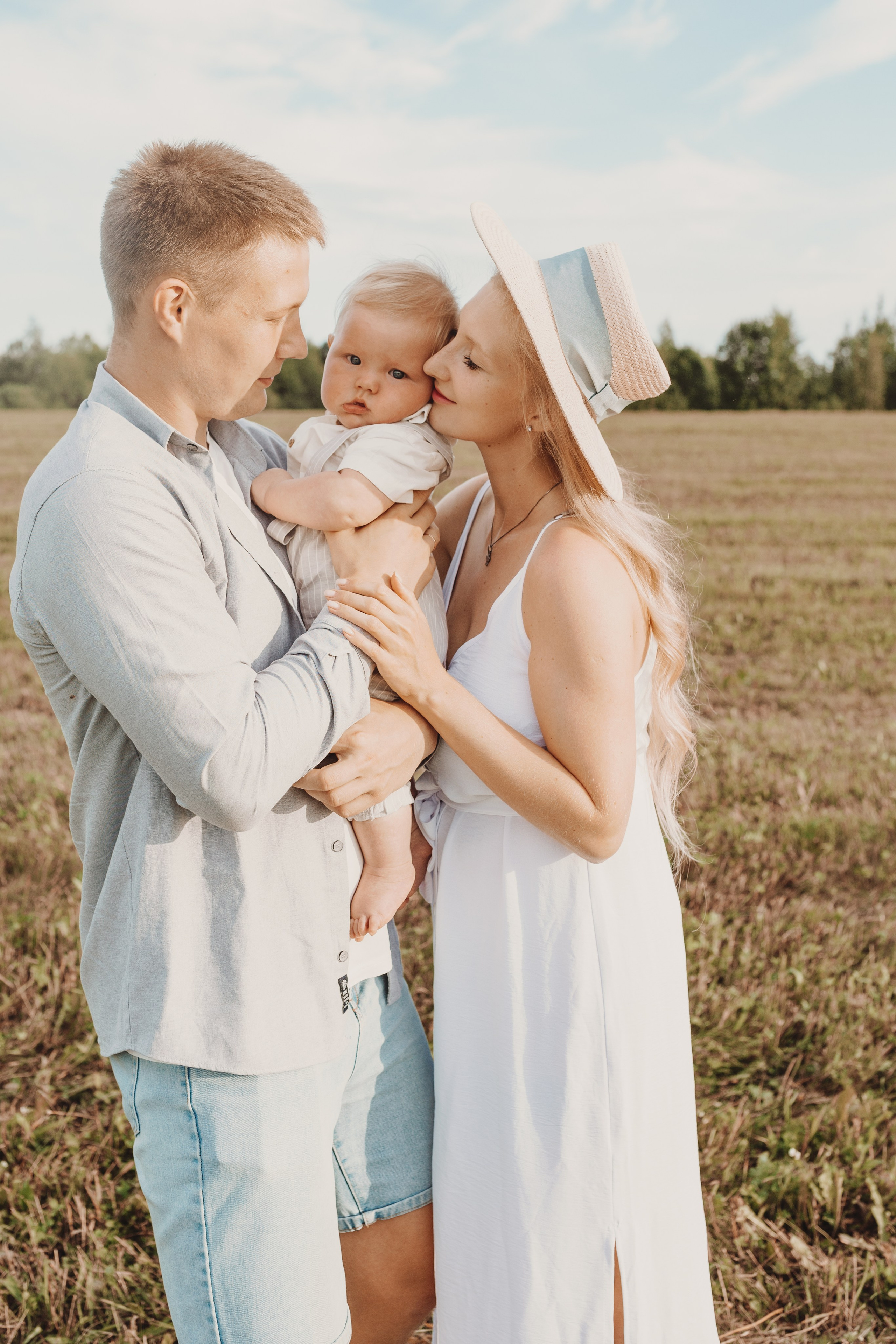 Арина, Максим, Иван. Контент–фотограф | Леся Лесная