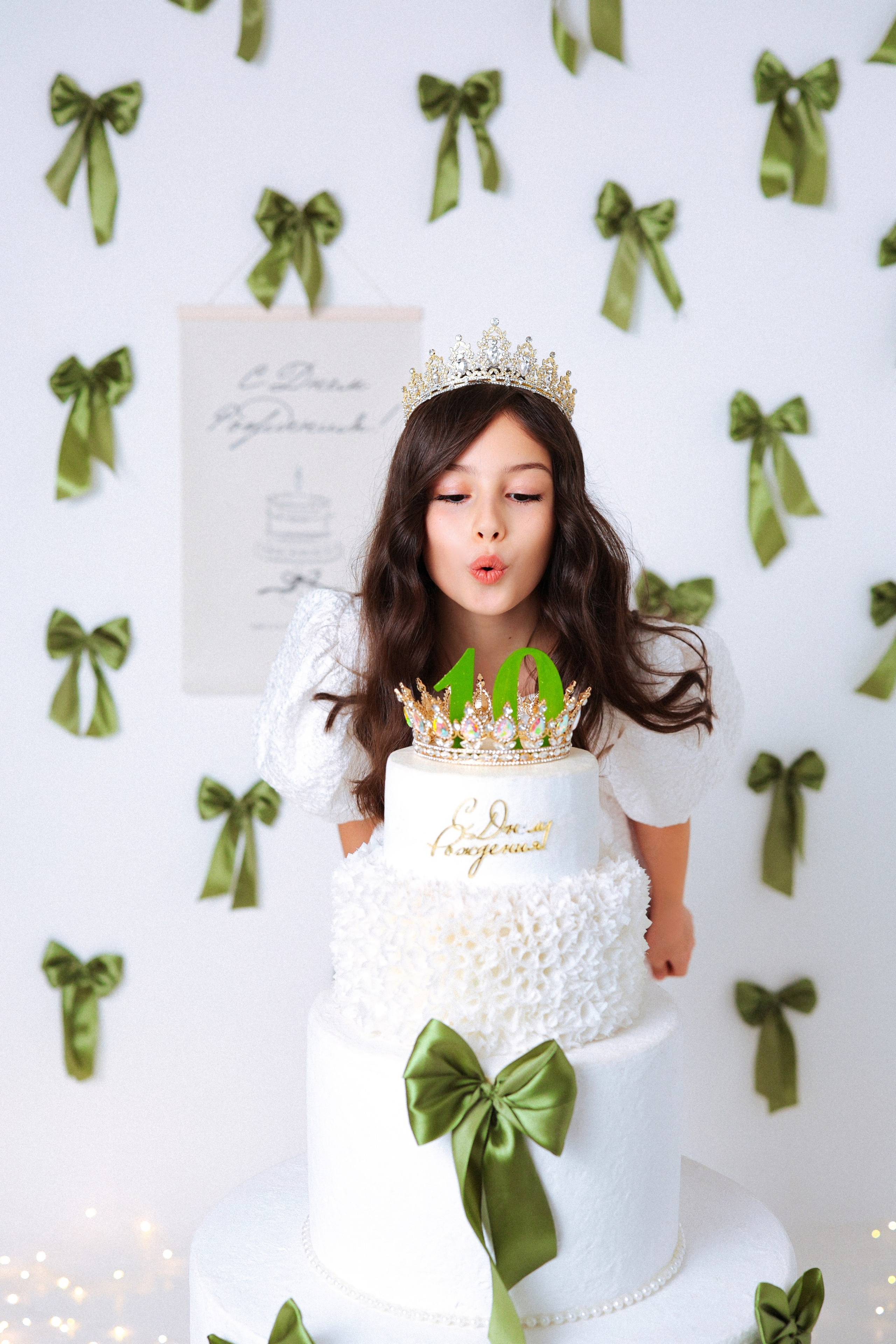 Малышки Антураж