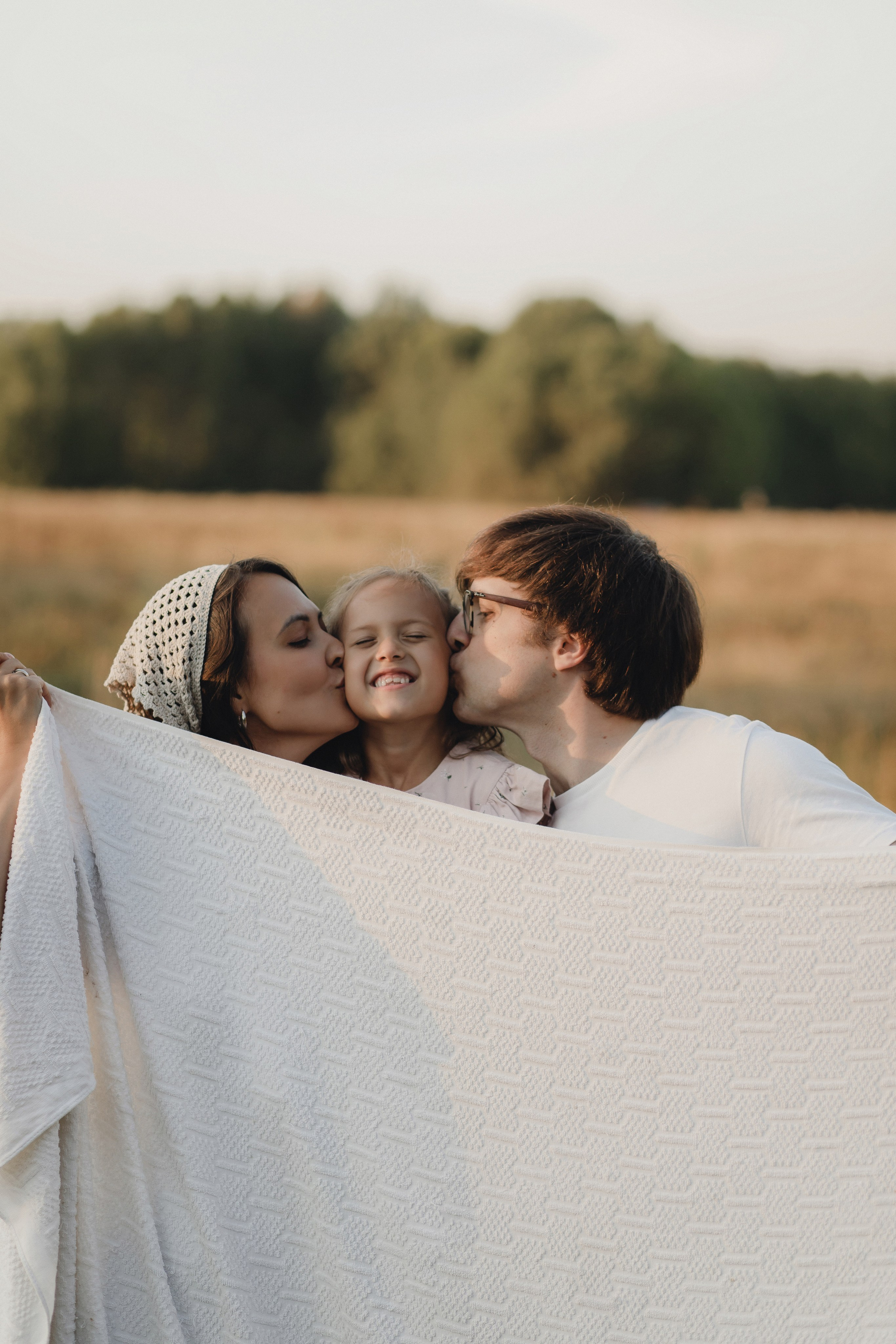 Анна, Андрей и Софа. Главная